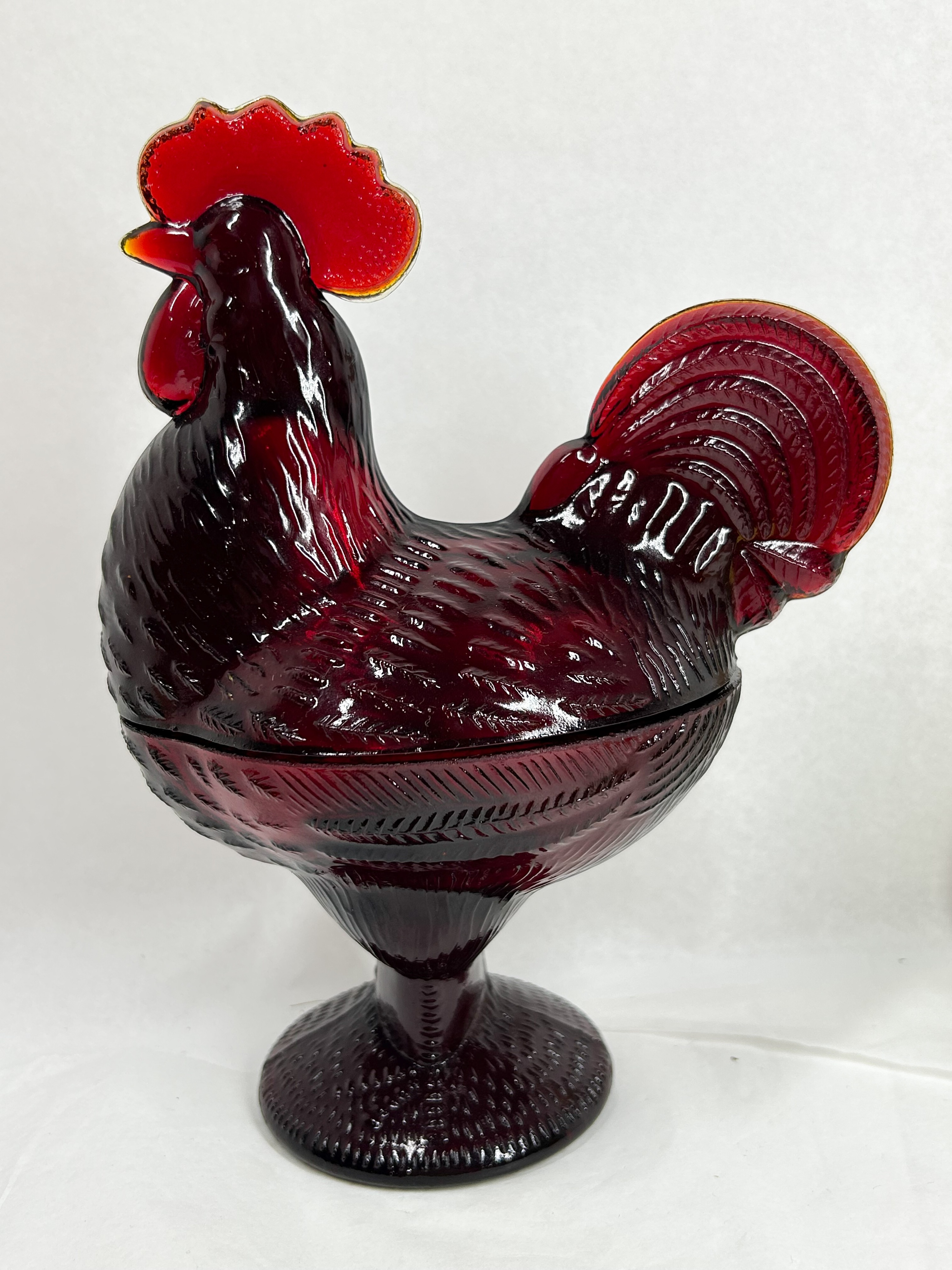 ROSSO RUBY GLASS STANDING ROOSTER CANDY DISH