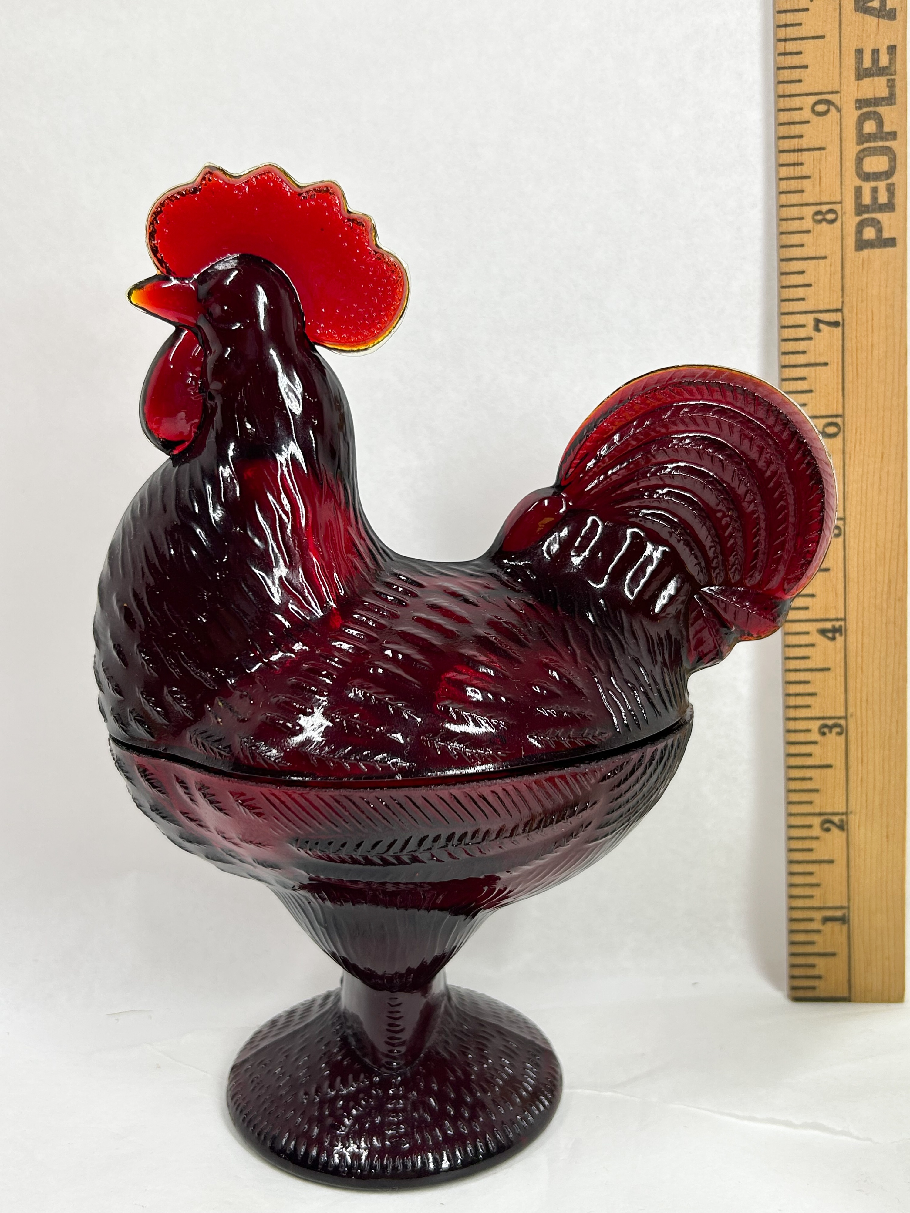 ROSSO RUBY GLASS STANDING ROOSTER CANDY DISH