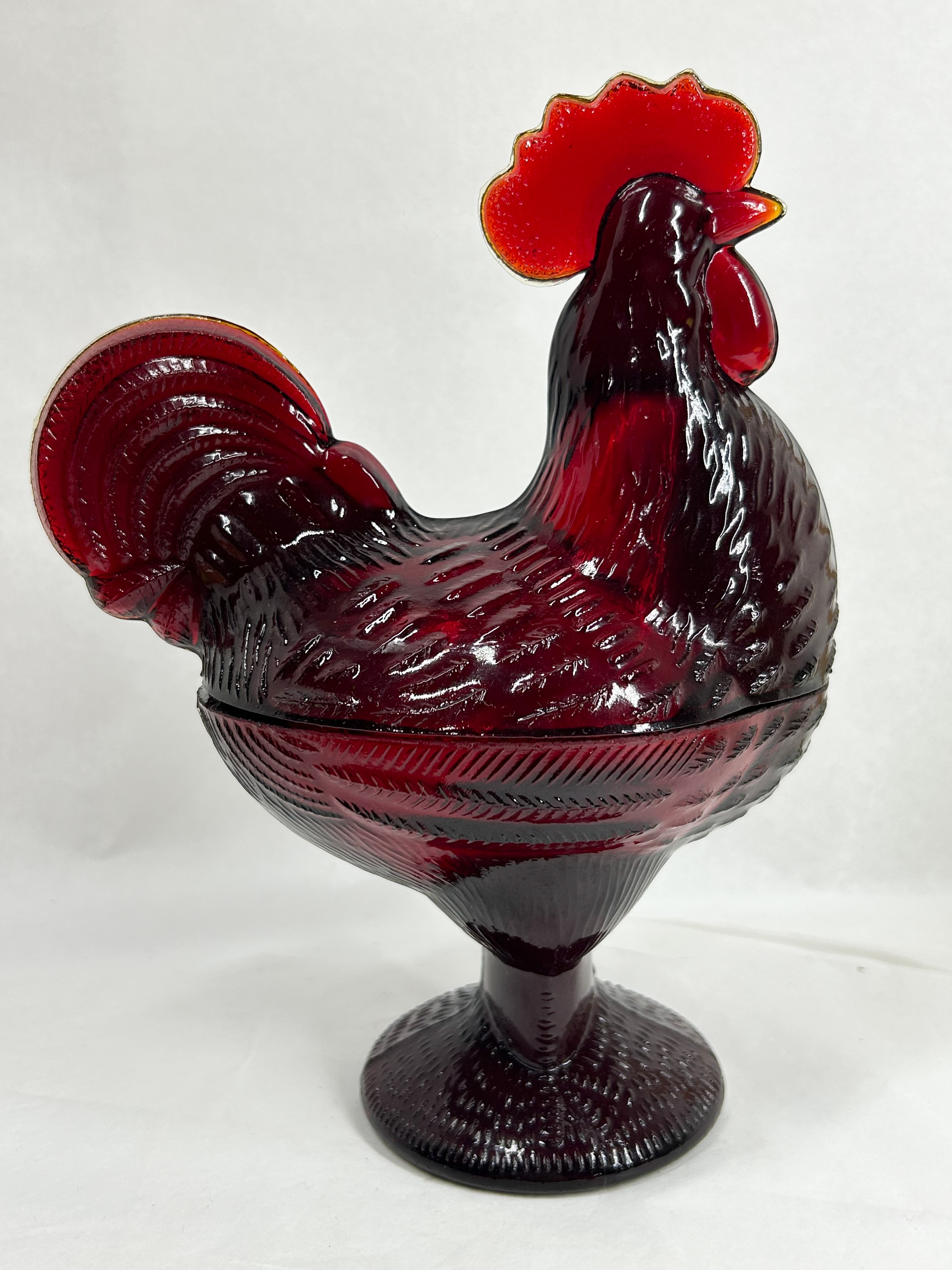 ROSSO RUBY GLASS STANDING ROOSTER CANDY DISH