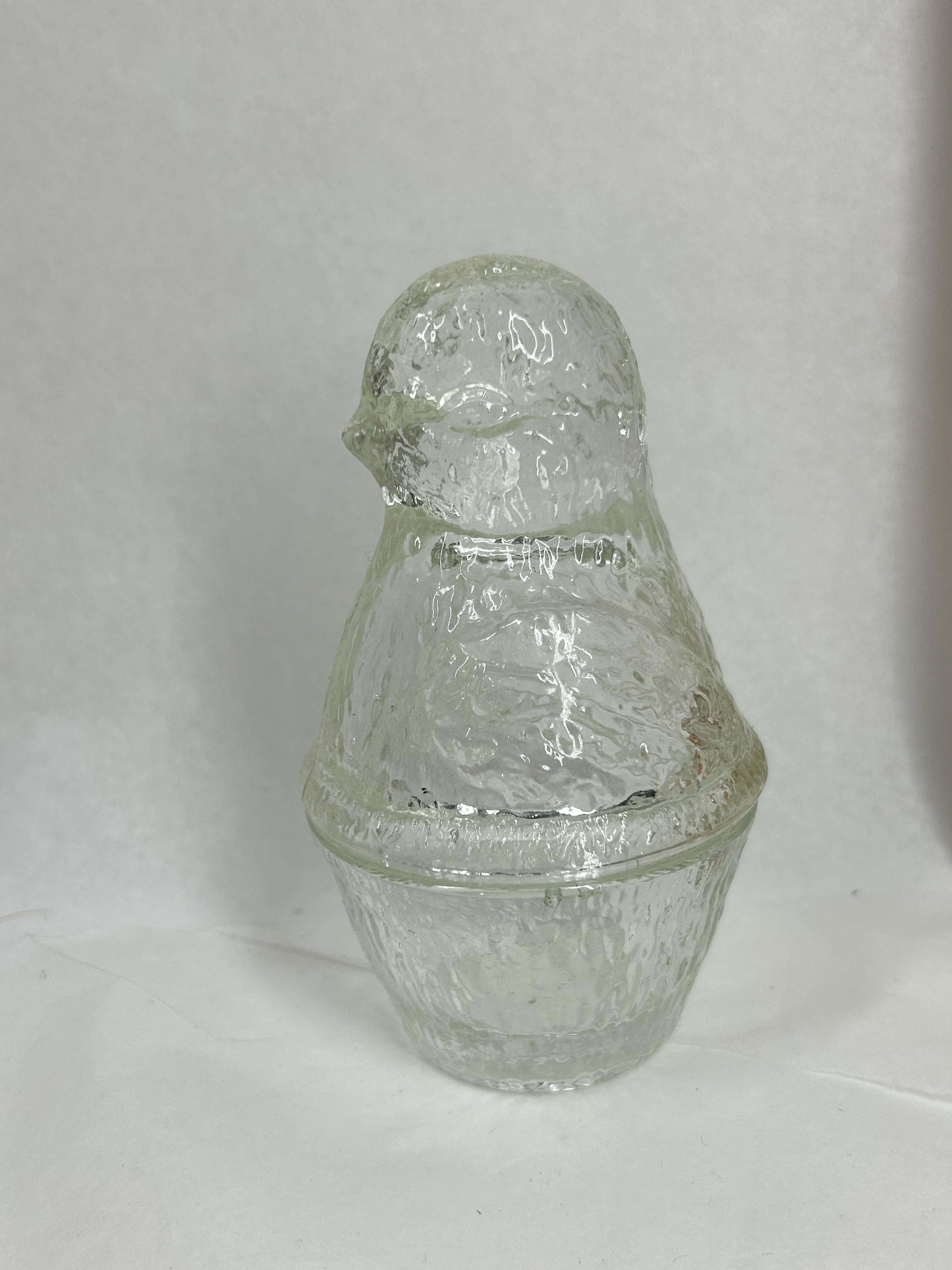 TEXTURED CLEAR GLASS CHICK CANDY DISH
