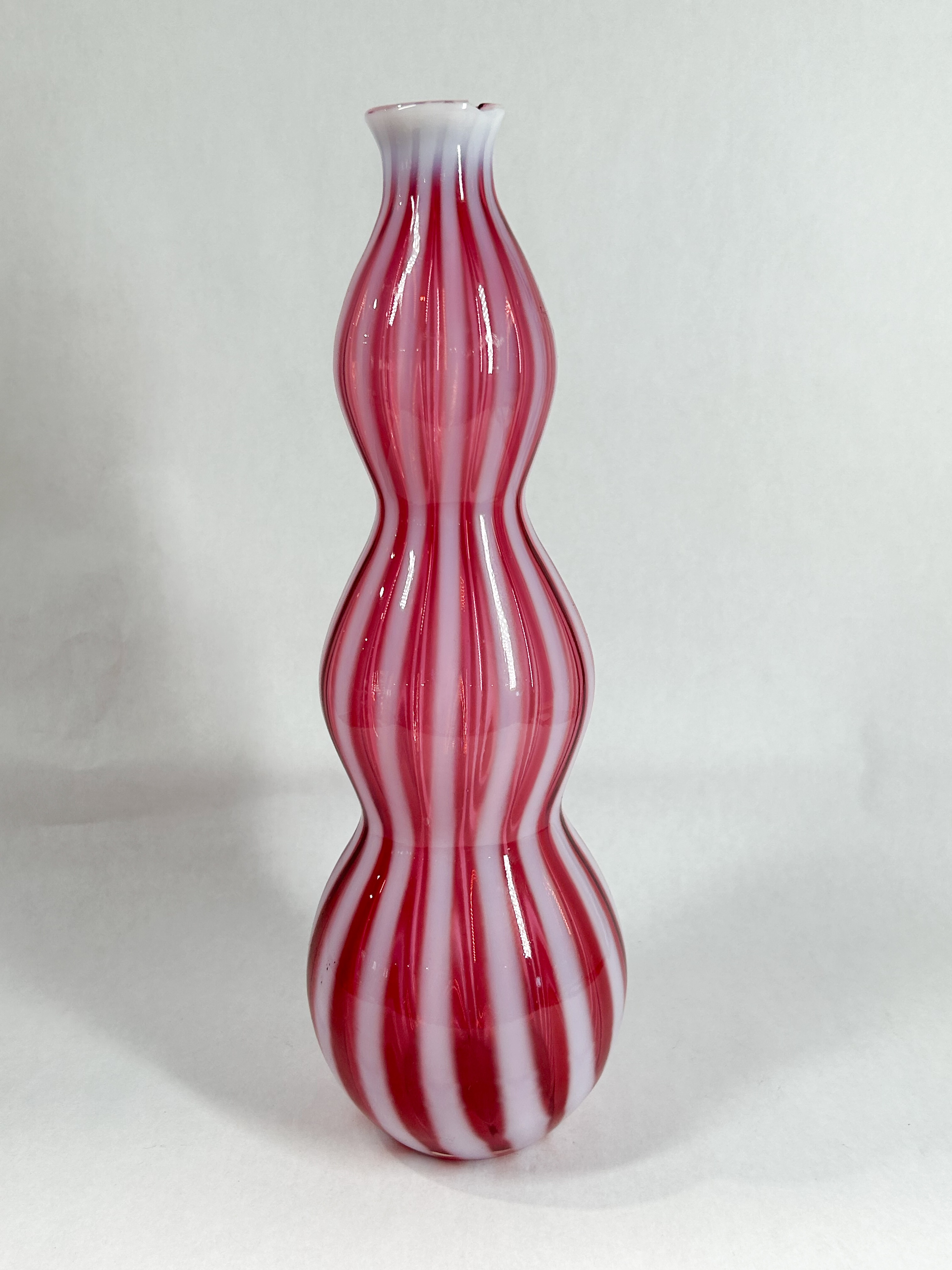 FENTON NEW WORLD CRANBERRY STRIPED VASE