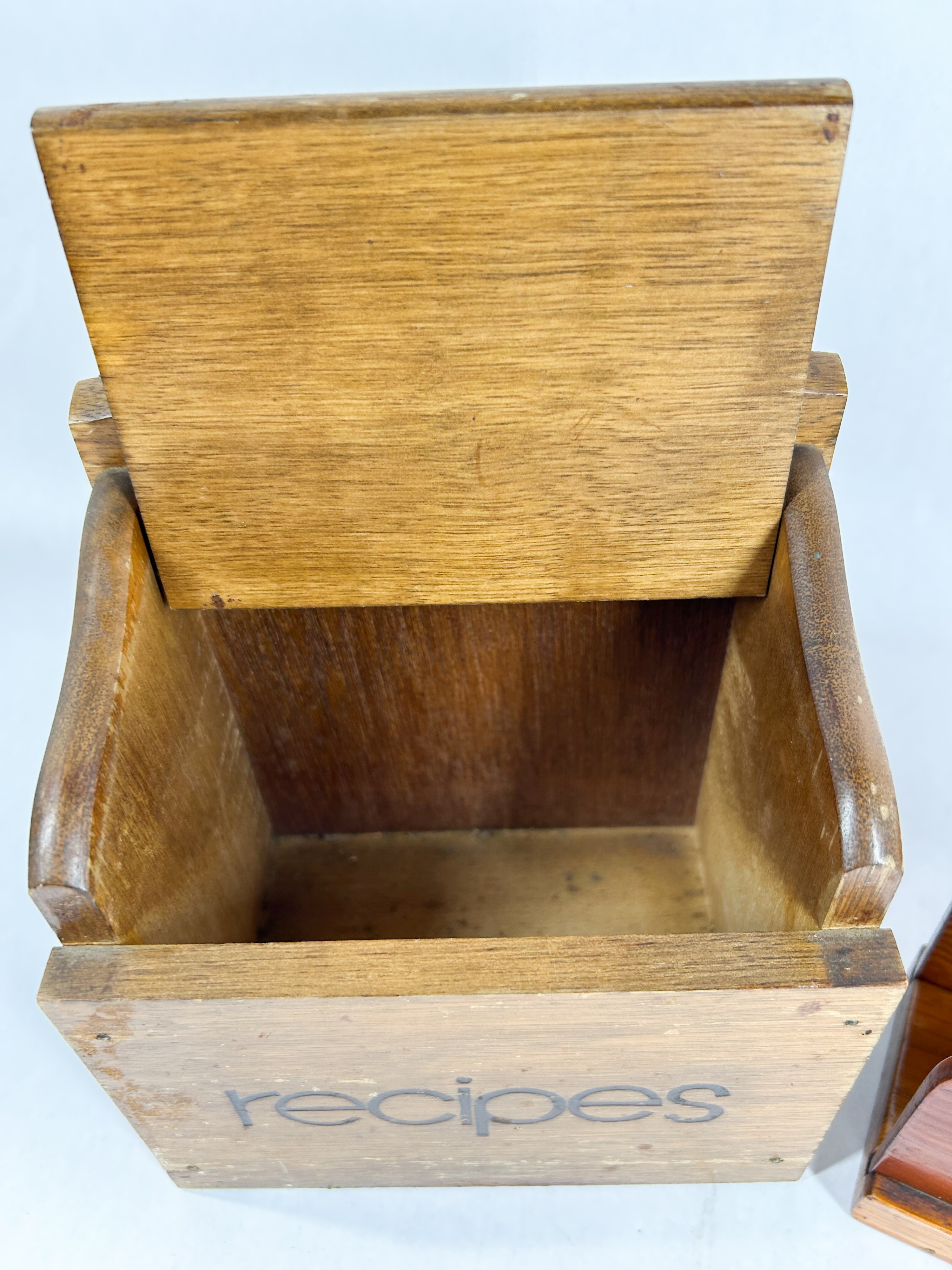 TWO WOODEN KITCHEN ACCESSORIES