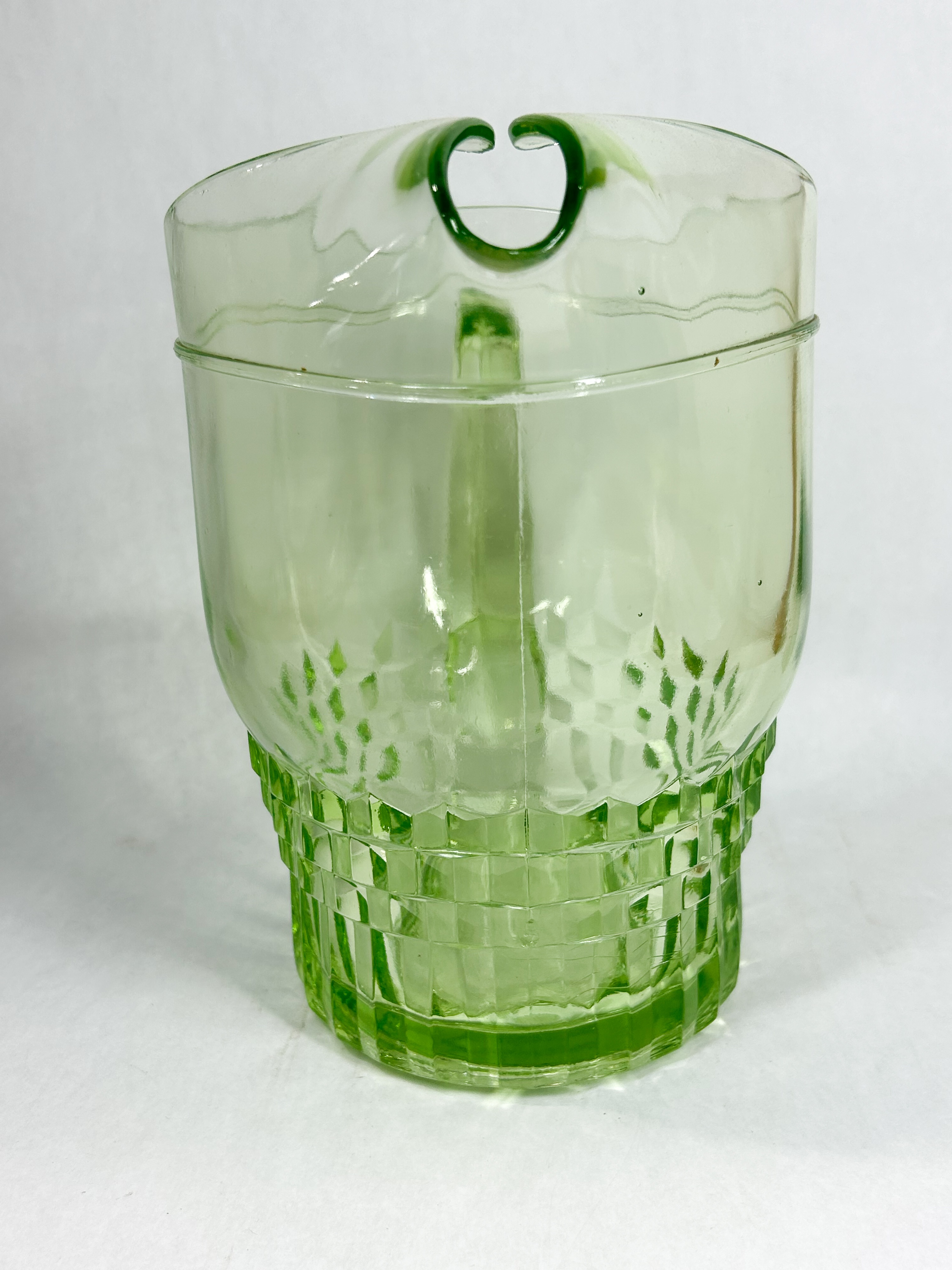 HOCKING WINDSOR PATTERN URANIUM GLASS PITCHER