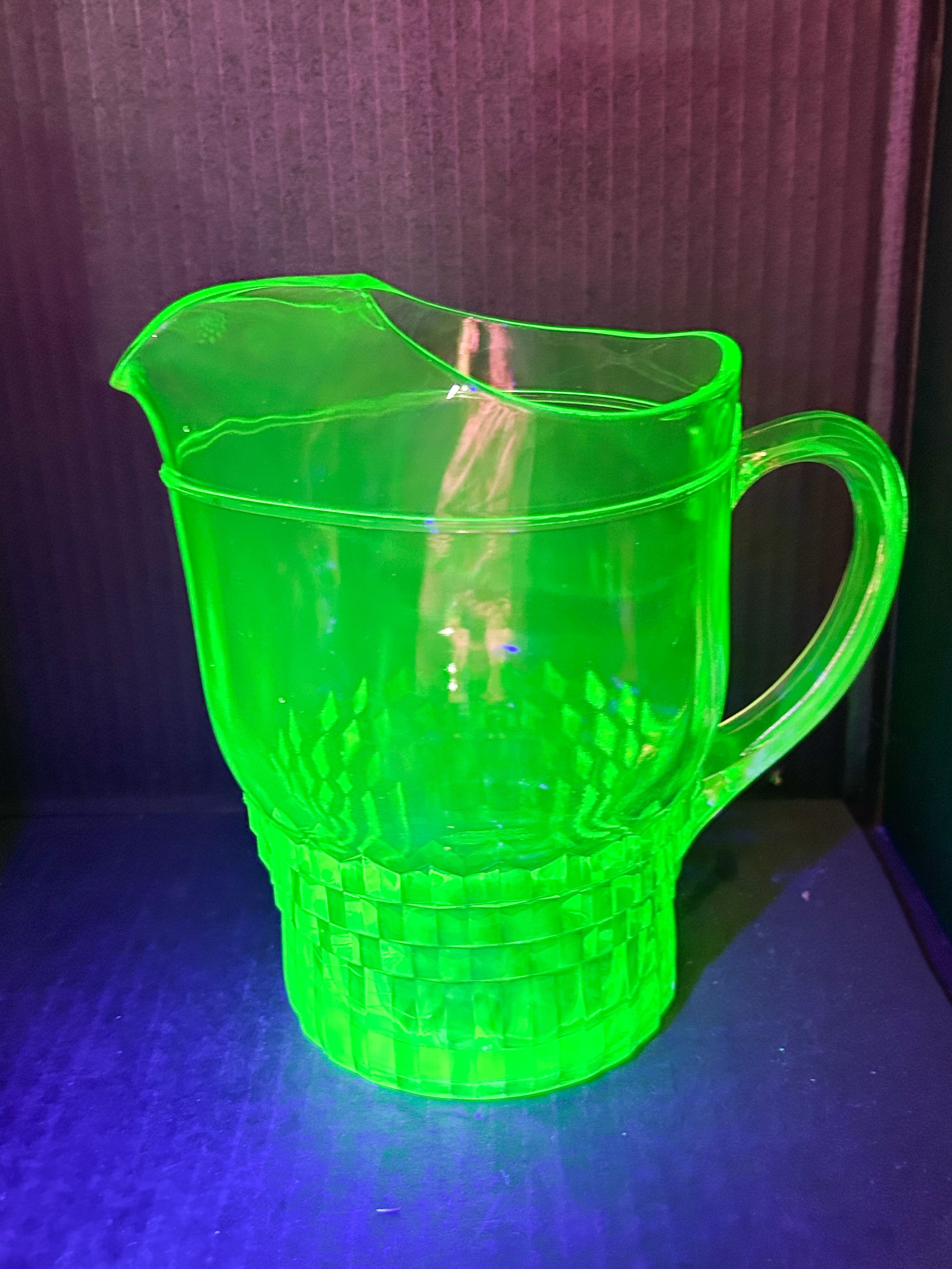HOCKING WINDSOR PATTERN URANIUM GLASS PITCHER