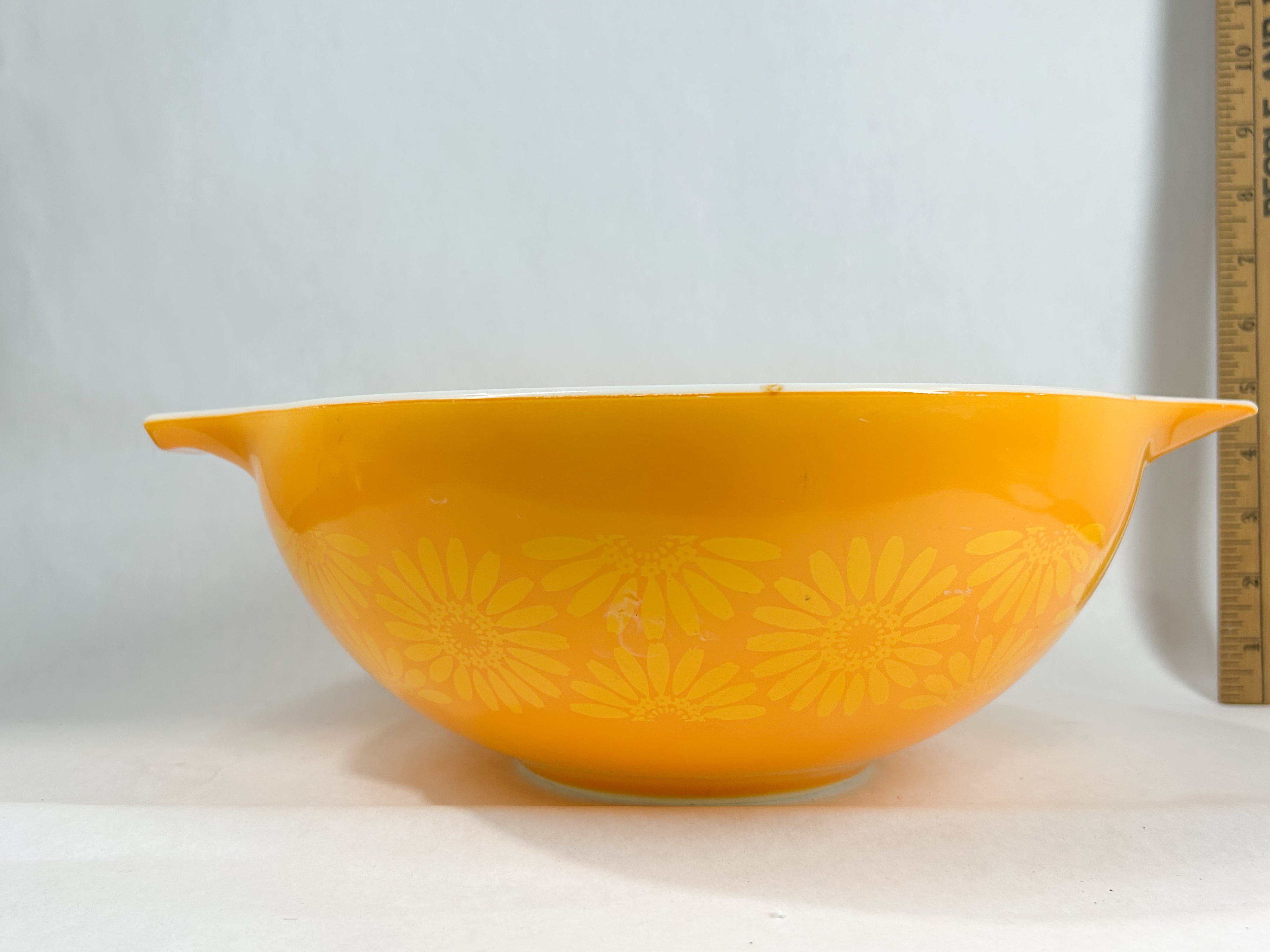 DAISY PATTERN CINDERELLA MIXING BOWL