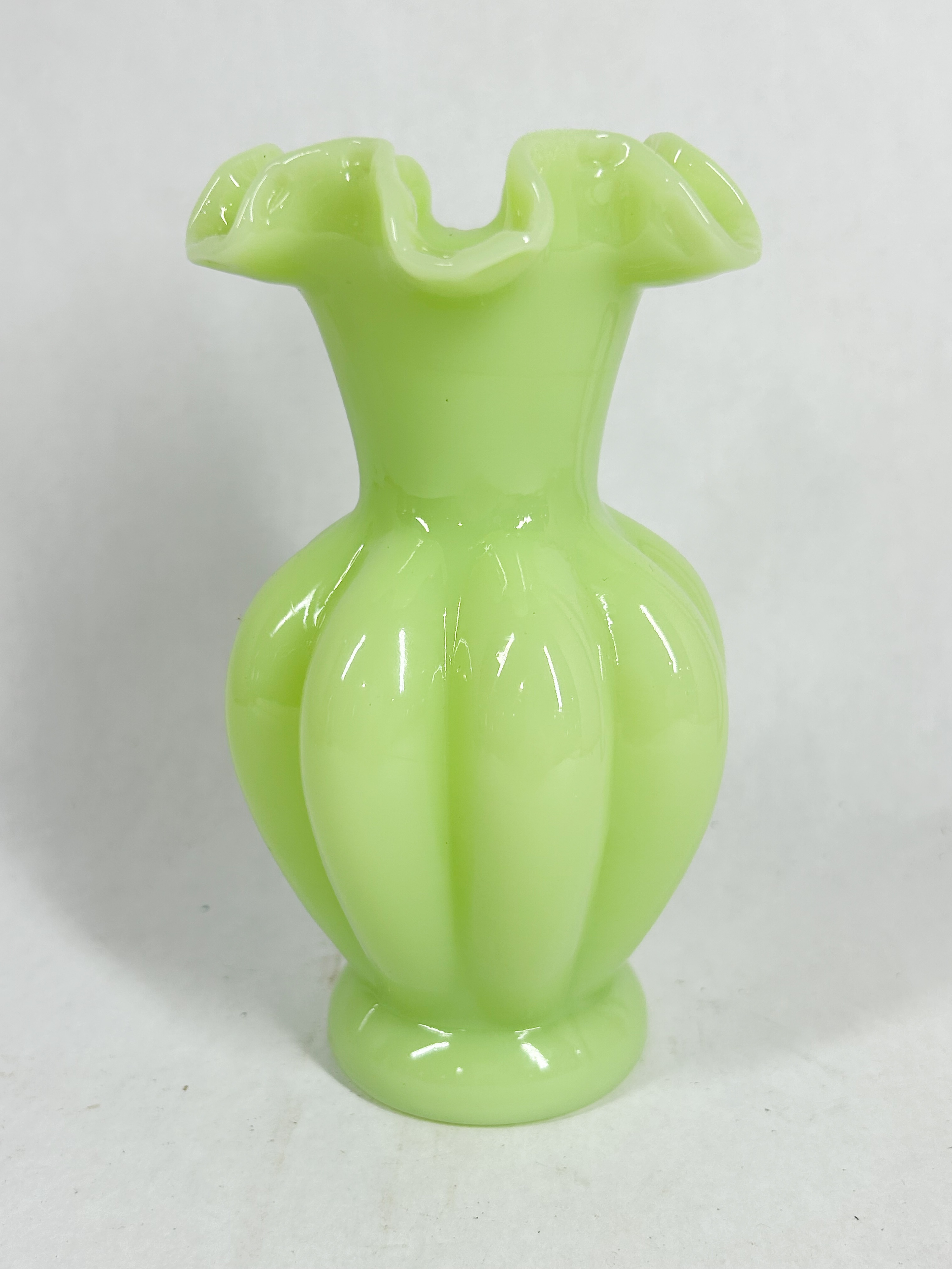 FENTON LIME CUSTARD GLASS MELON VASE