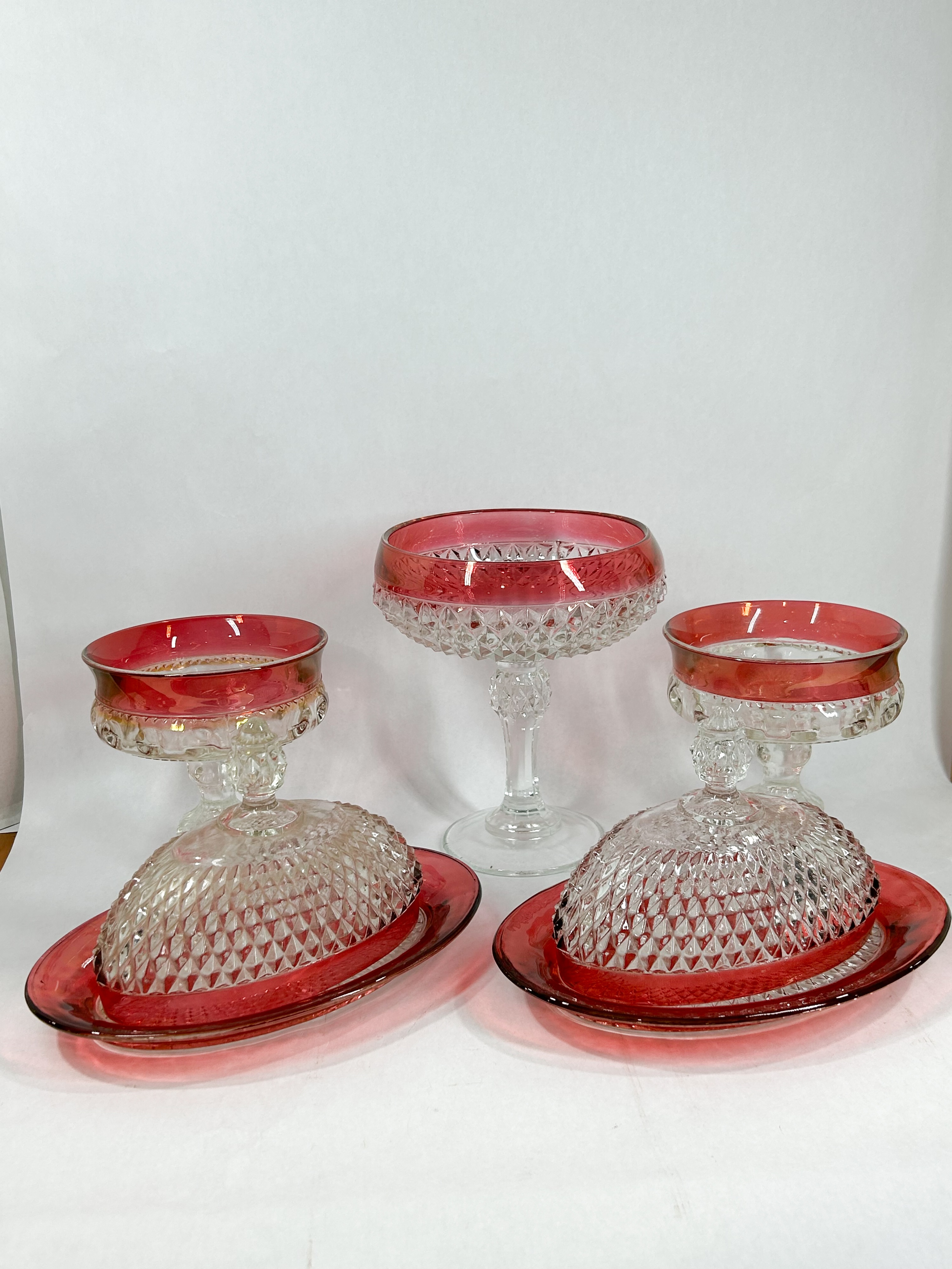 INDIANA RUBY STAINED GLASS TABLEWARE