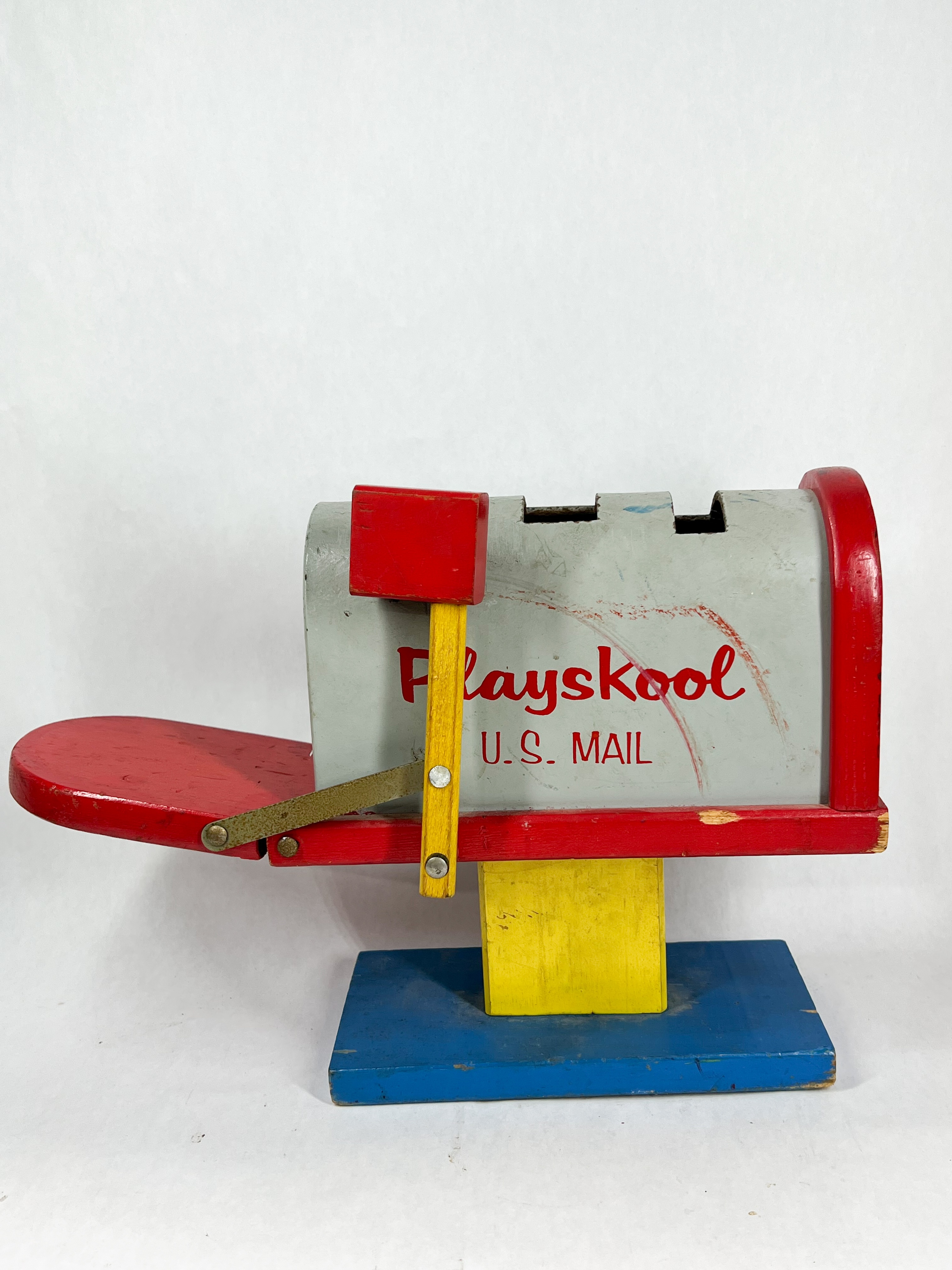 PLAYSKOOL WOODEN MAILBOX TOY