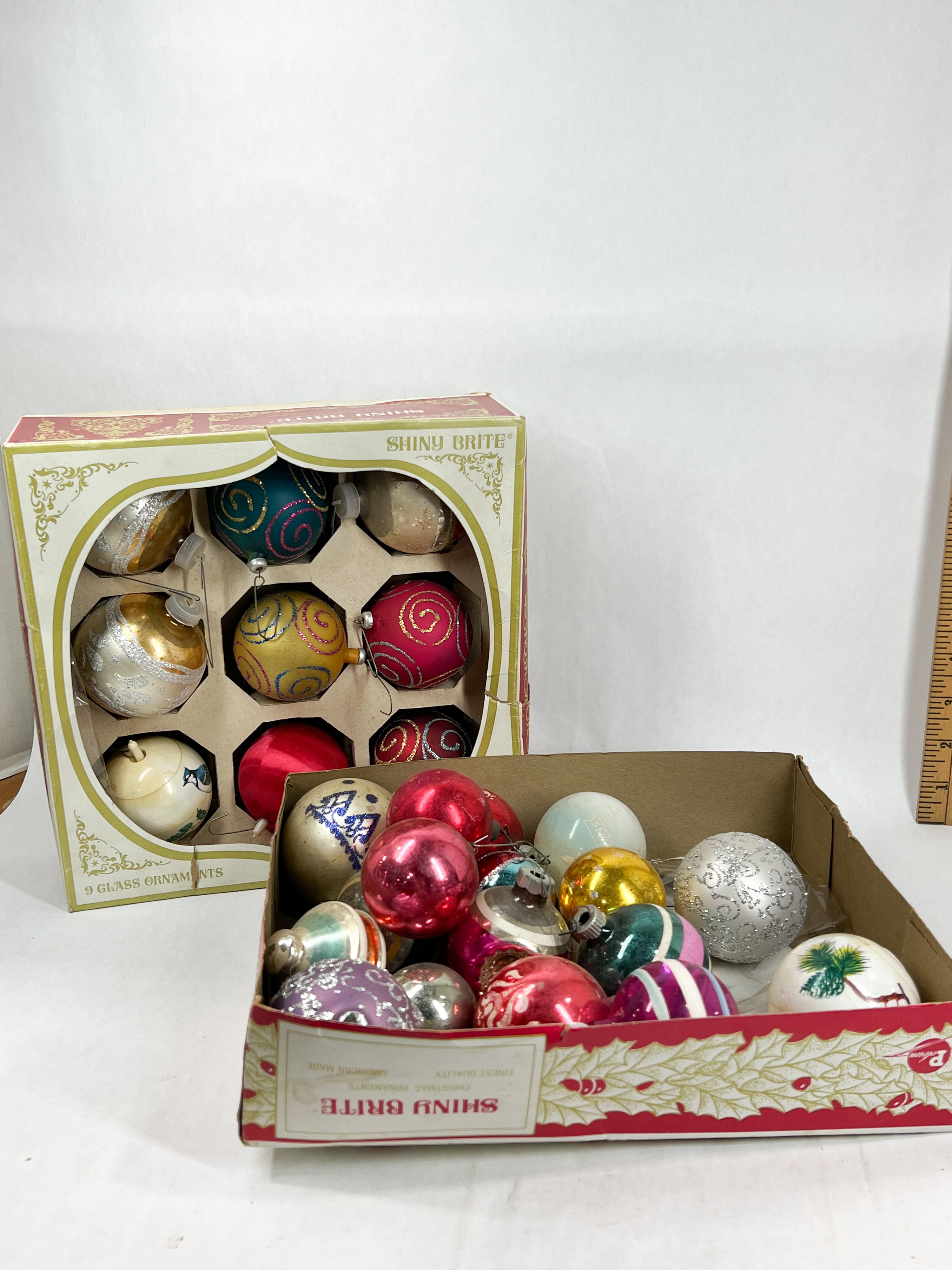SHINY BRITE GLASS CHRISTMAS ORNAMENTS, CIRCA 1960