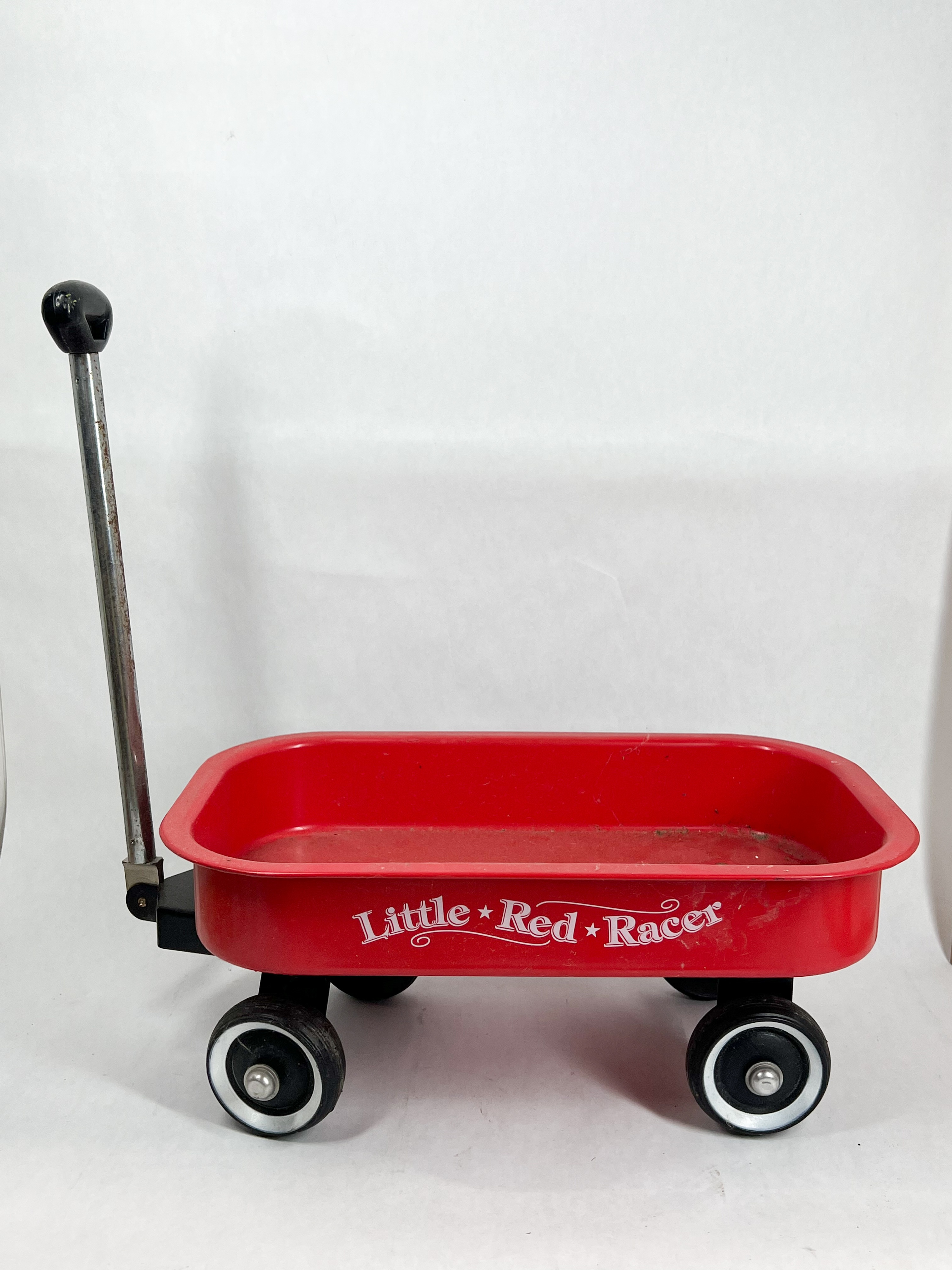 LITTLE RED RACER METAL PULL WAGON