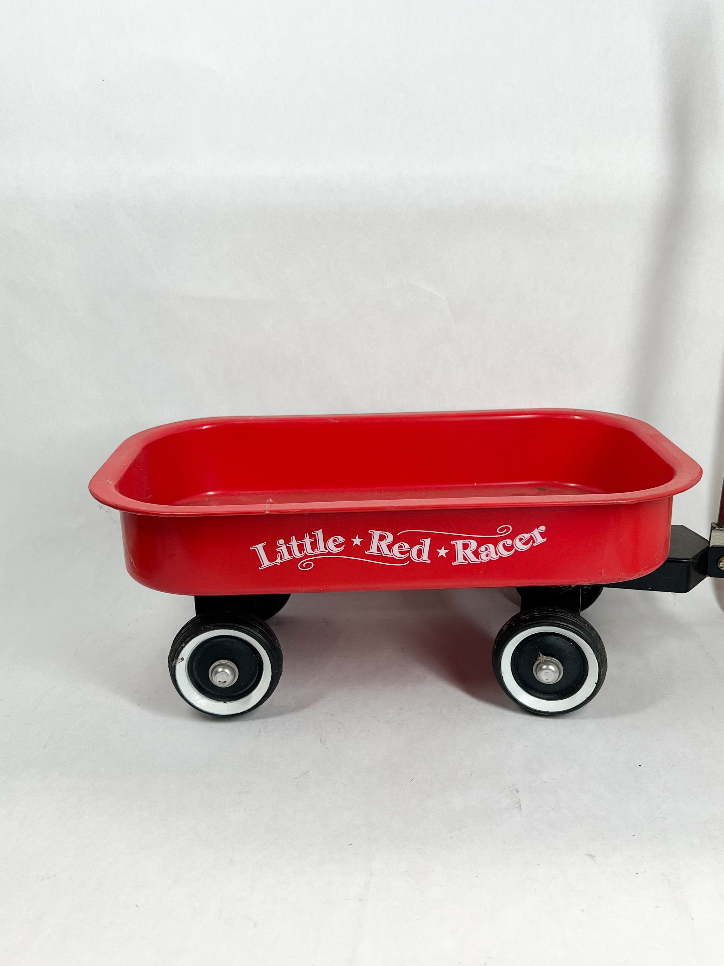 LITTLE RED RACER METAL PULL WAGON
