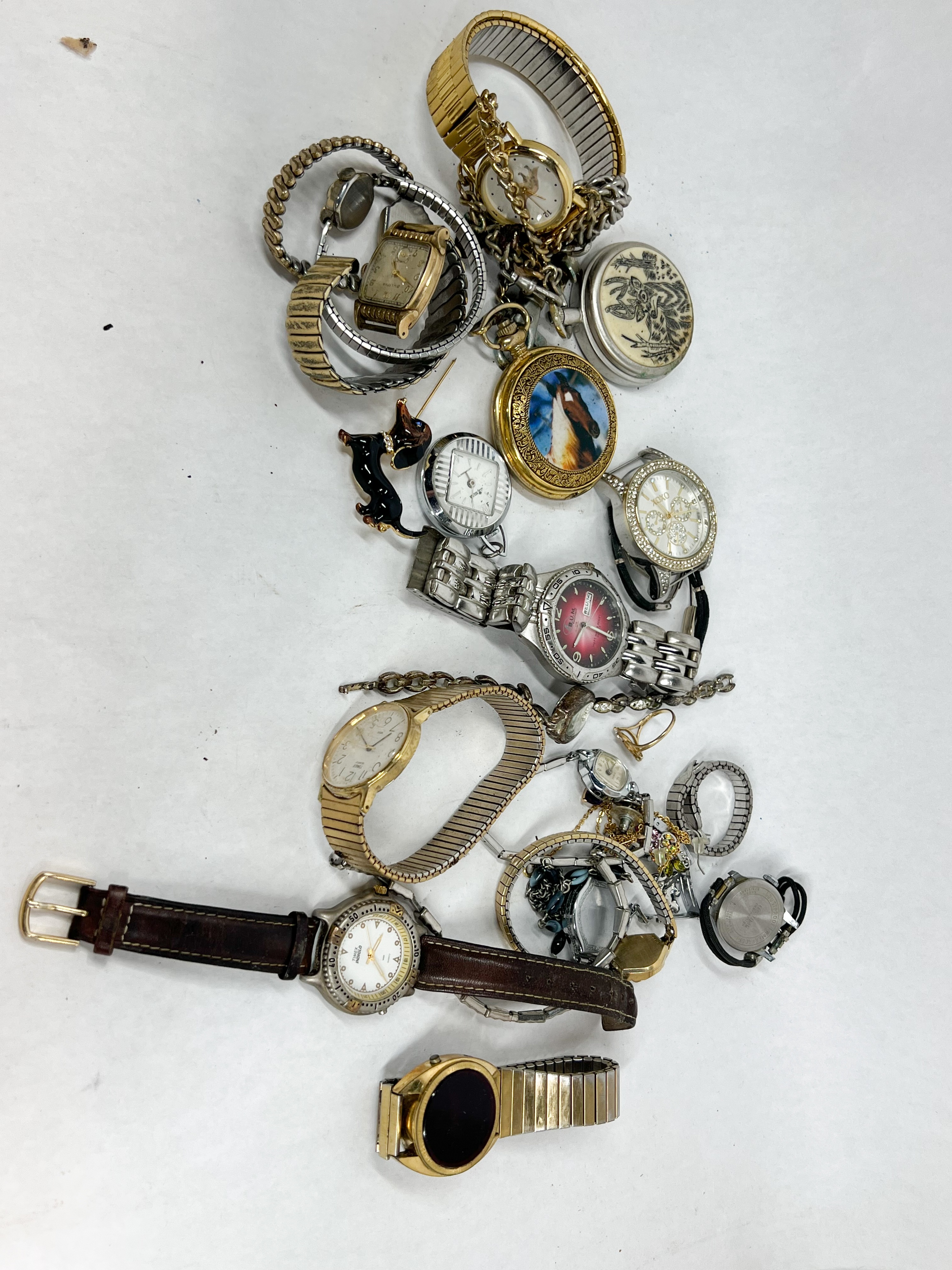 ASSORTED WRIST AND POCKET WATCHES
