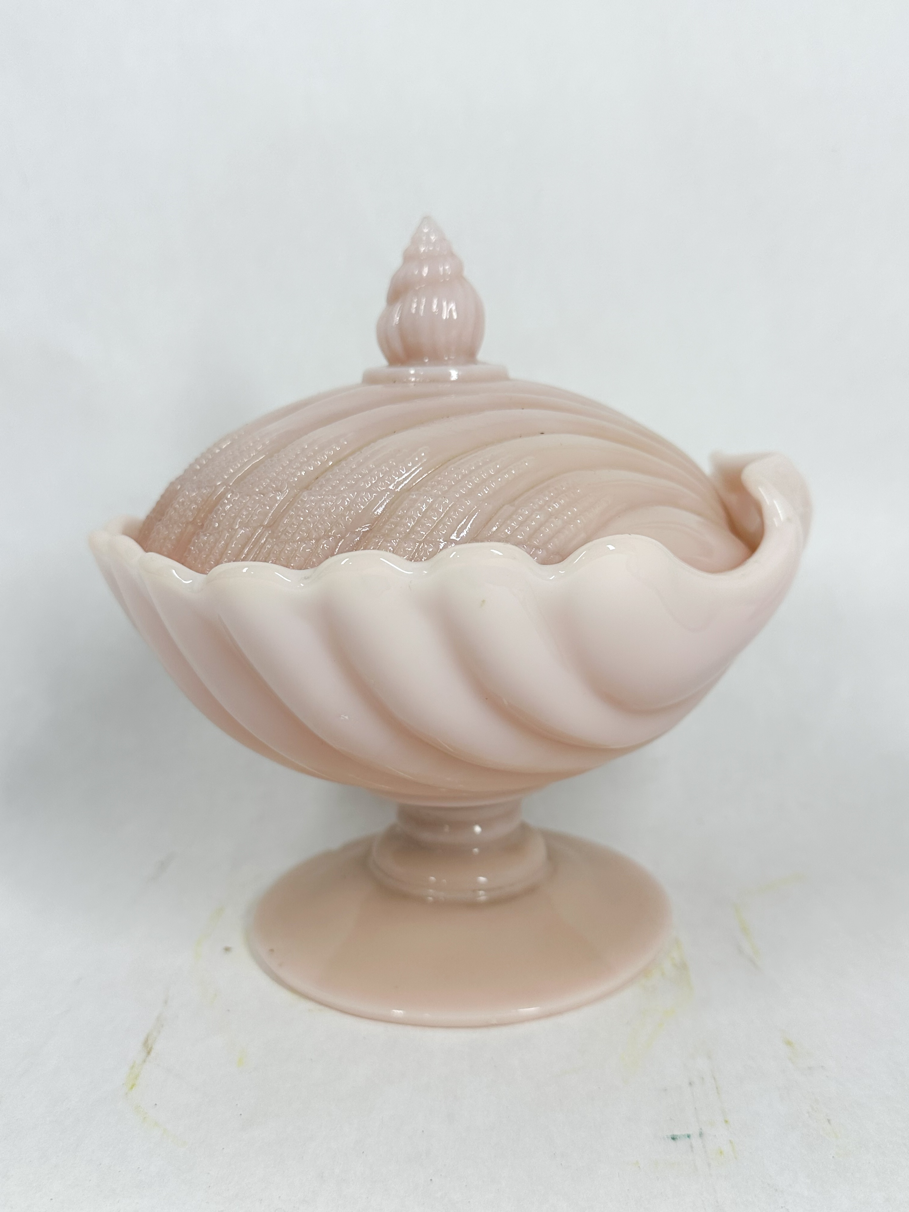 CAMBRIDGE PINK SLAG GLASS SHELL COMPOTE