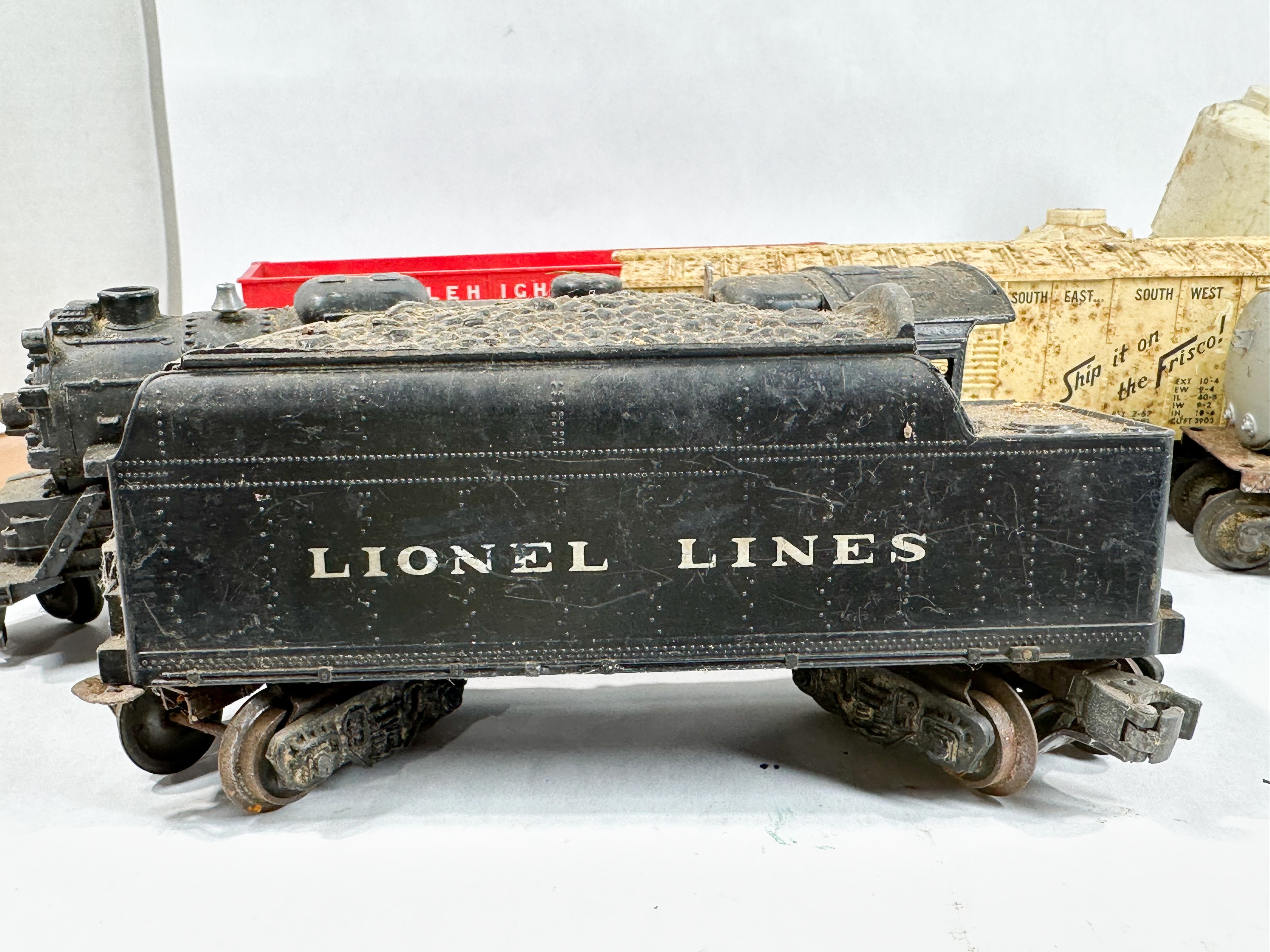 LIONEL POSTWAR FREIGHT TRAIN COLLECTION