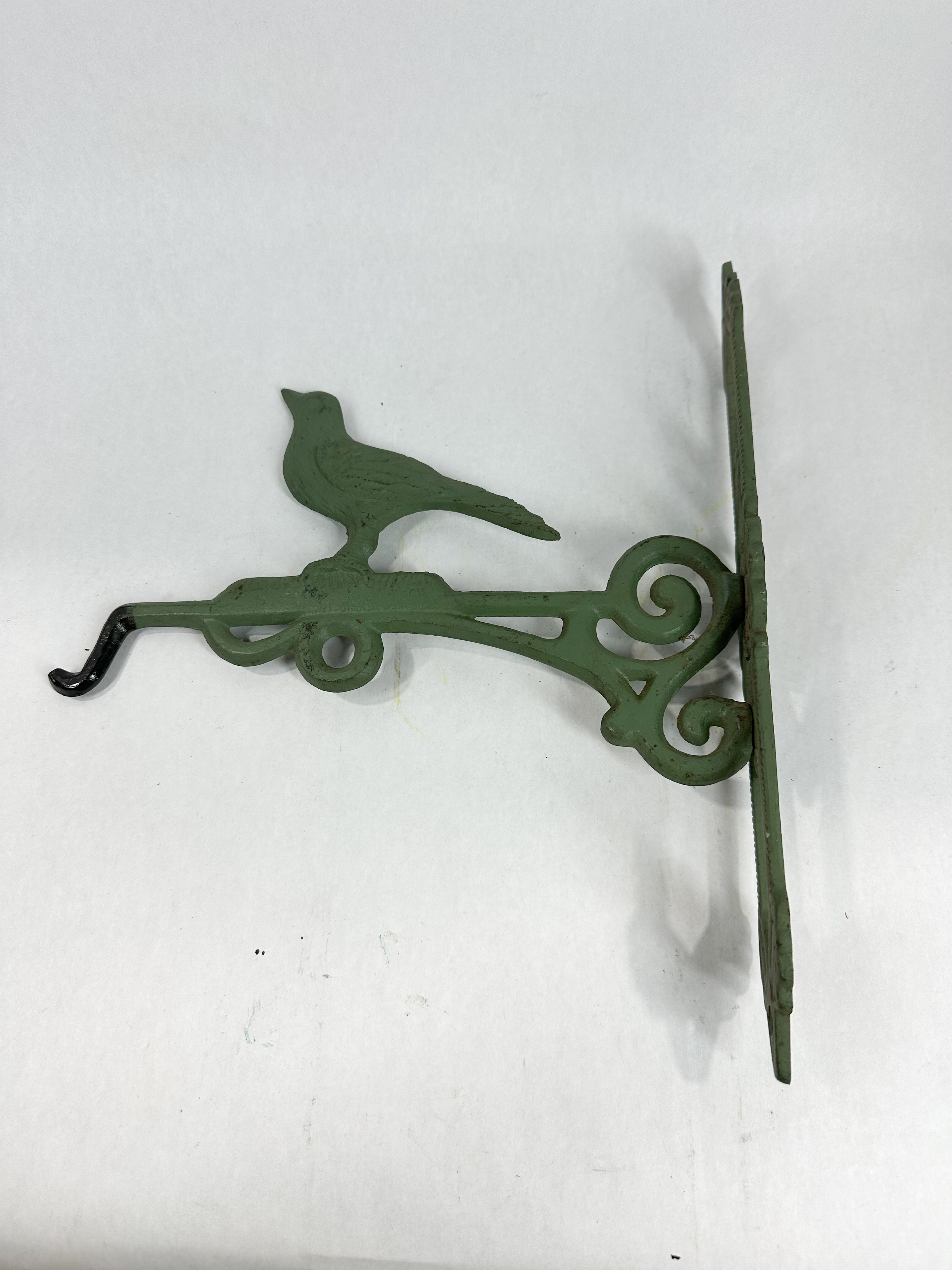 CAST IRON BIRD WALL BRACKET