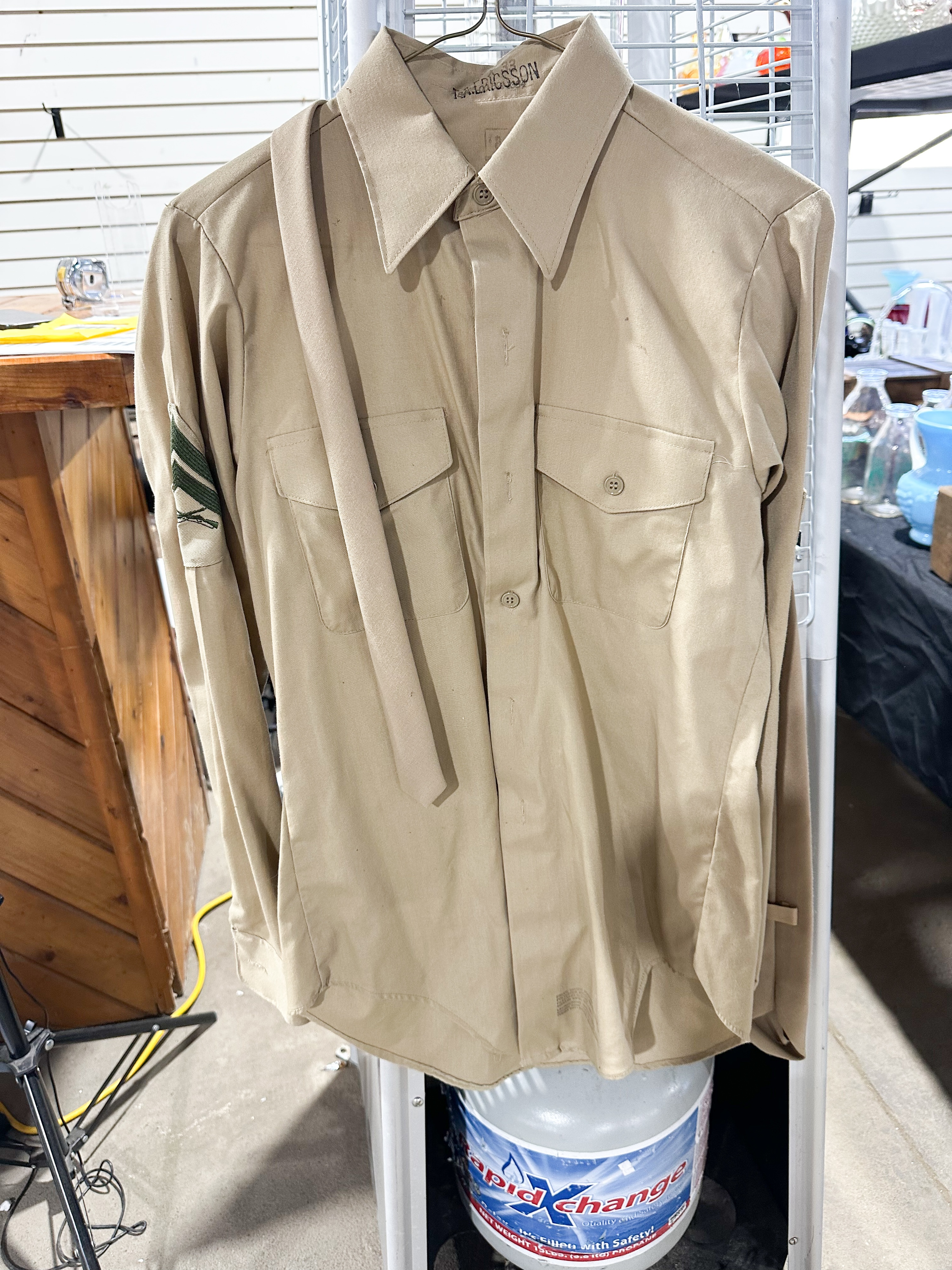 USMC KHAKI SERVICE SHIRT AND TIE, POST-1959