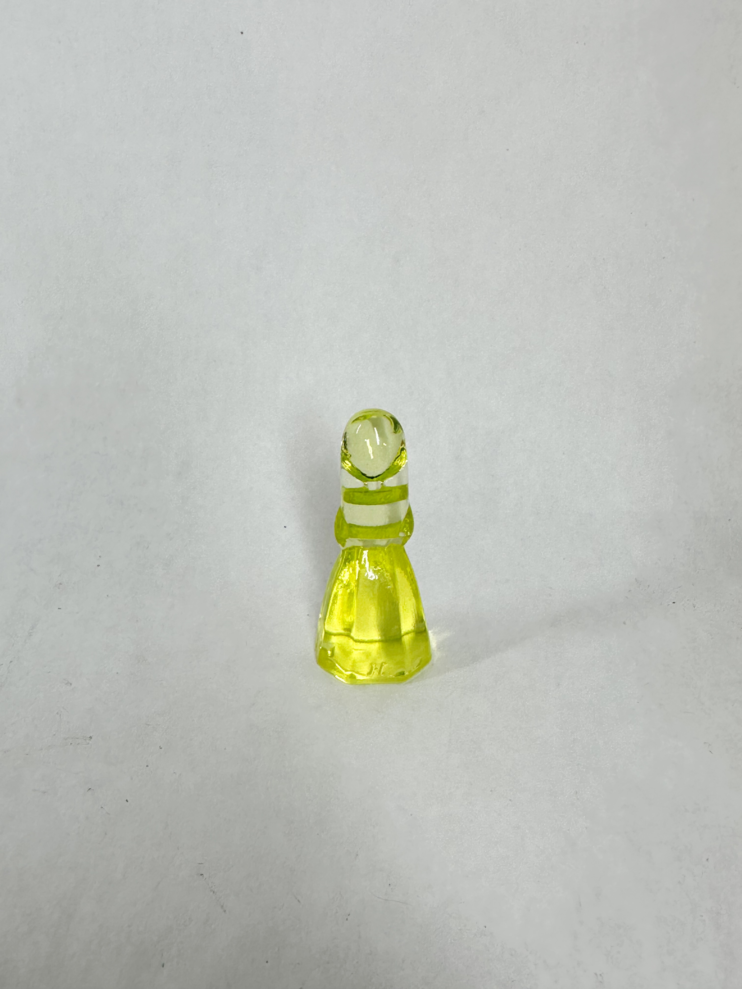 MINIATURE URANIUM GLASS FIGURINE