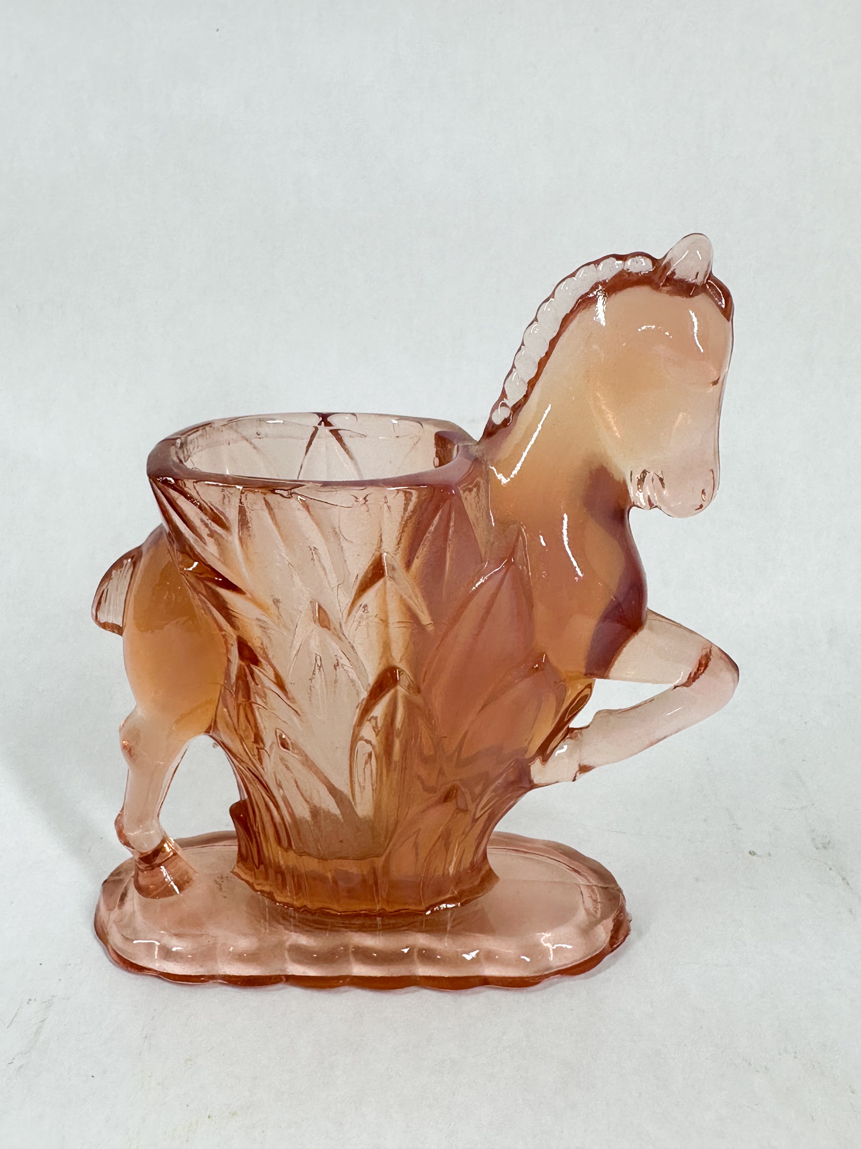 L.E. SMITH GLASS HORSE AND BUTTON TIN