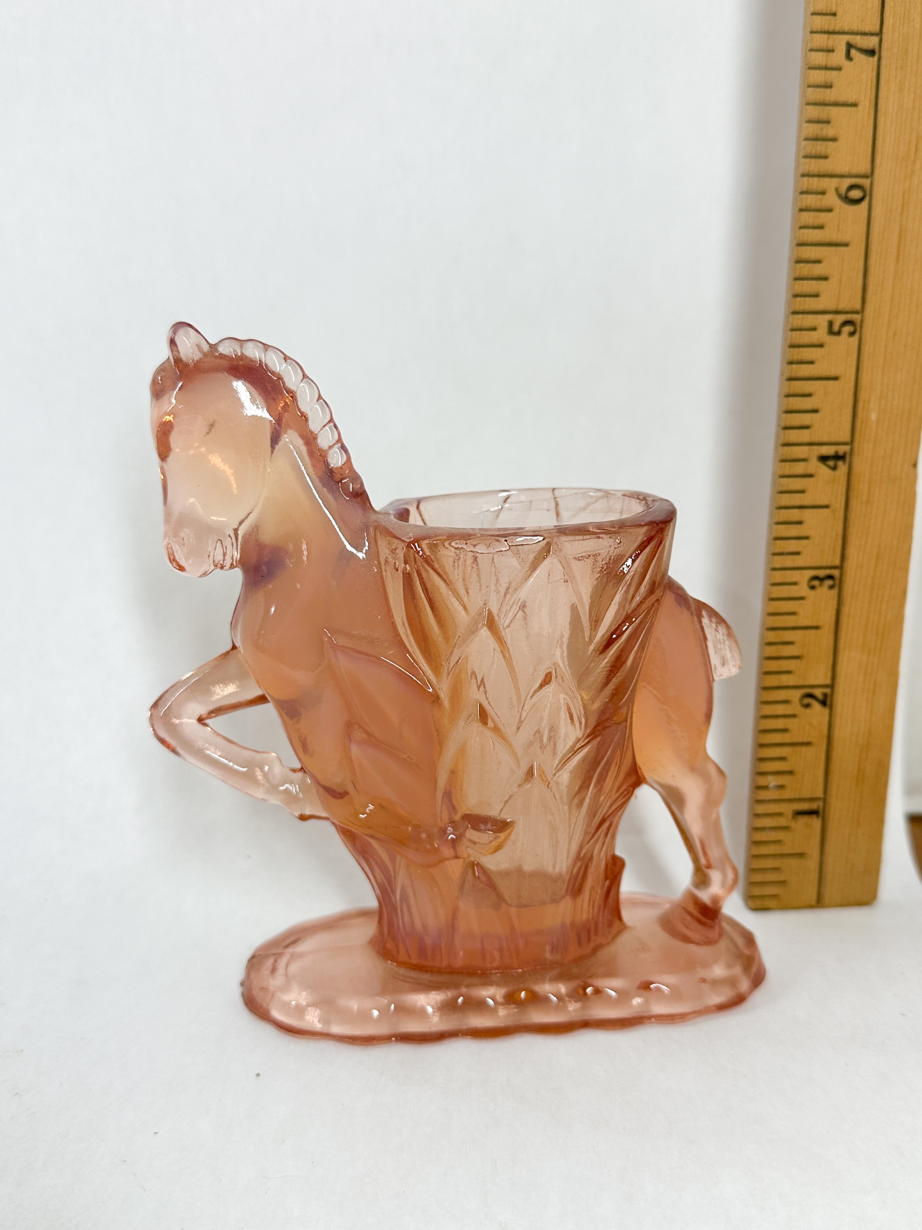 L.E. SMITH GLASS HORSE AND BUTTON TIN