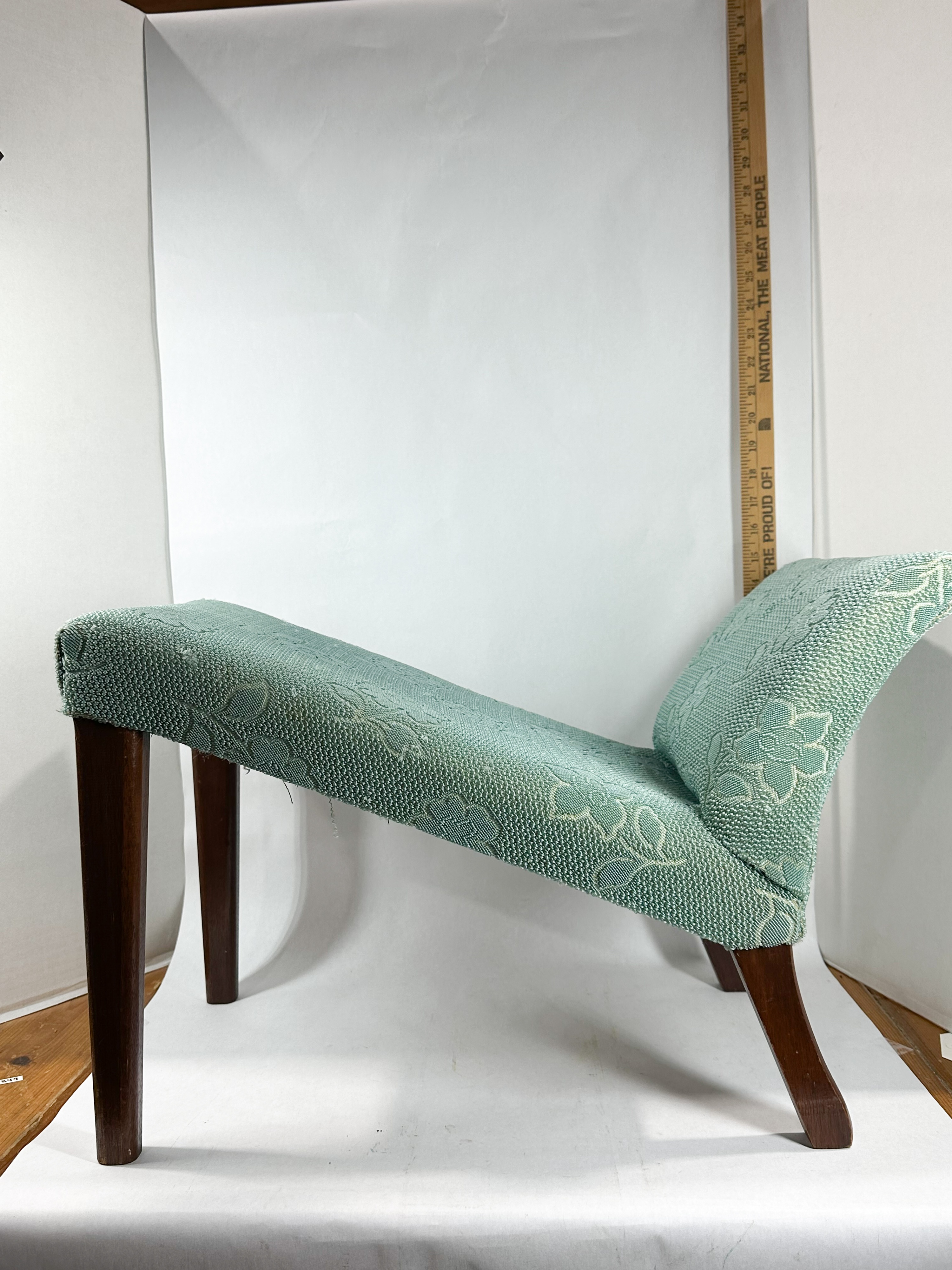 VINTAGE UPHOLSTERED SLOPING VANITY BENCH