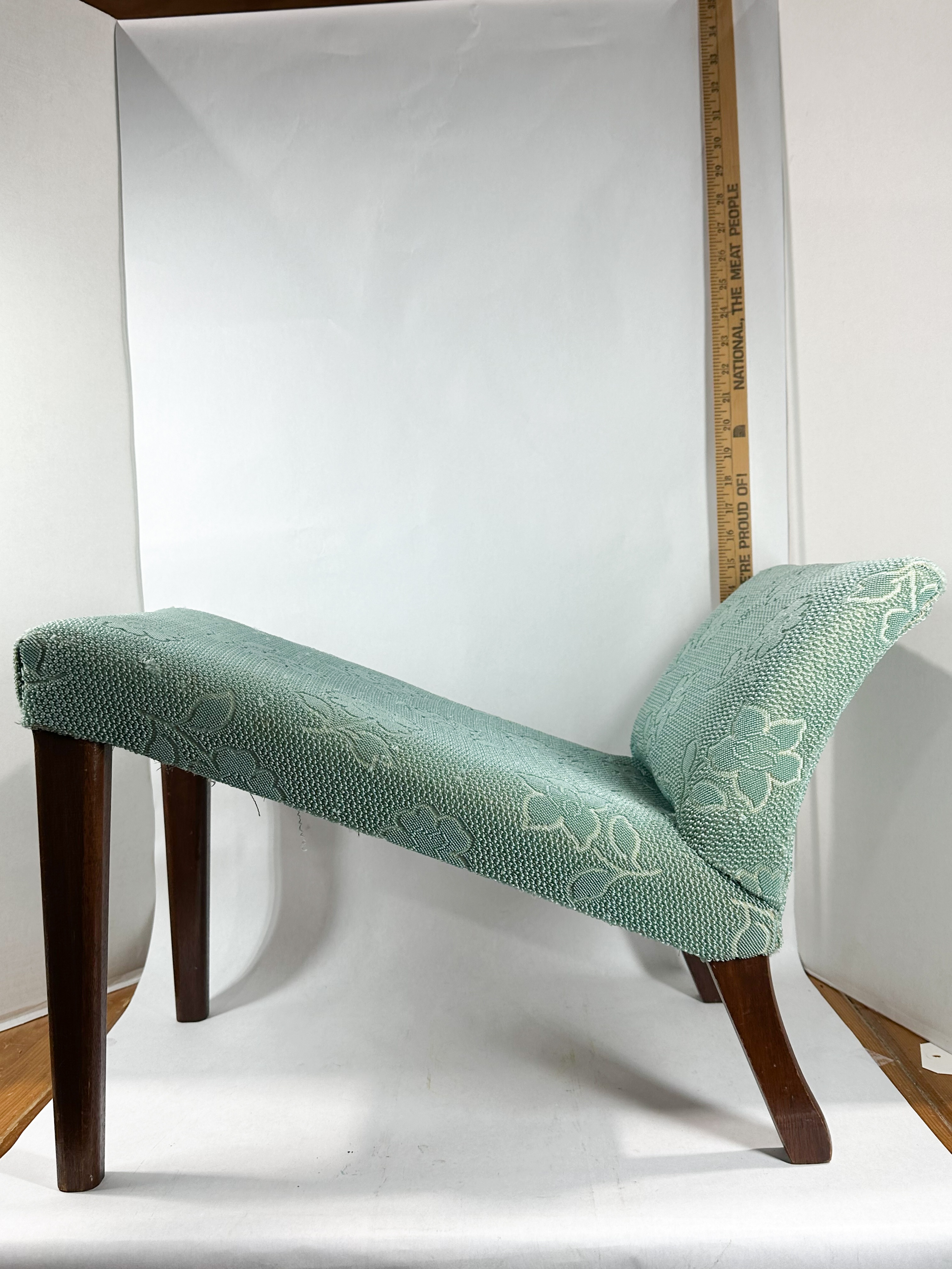 VINTAGE UPHOLSTERED SLOPING VANITY BENCH