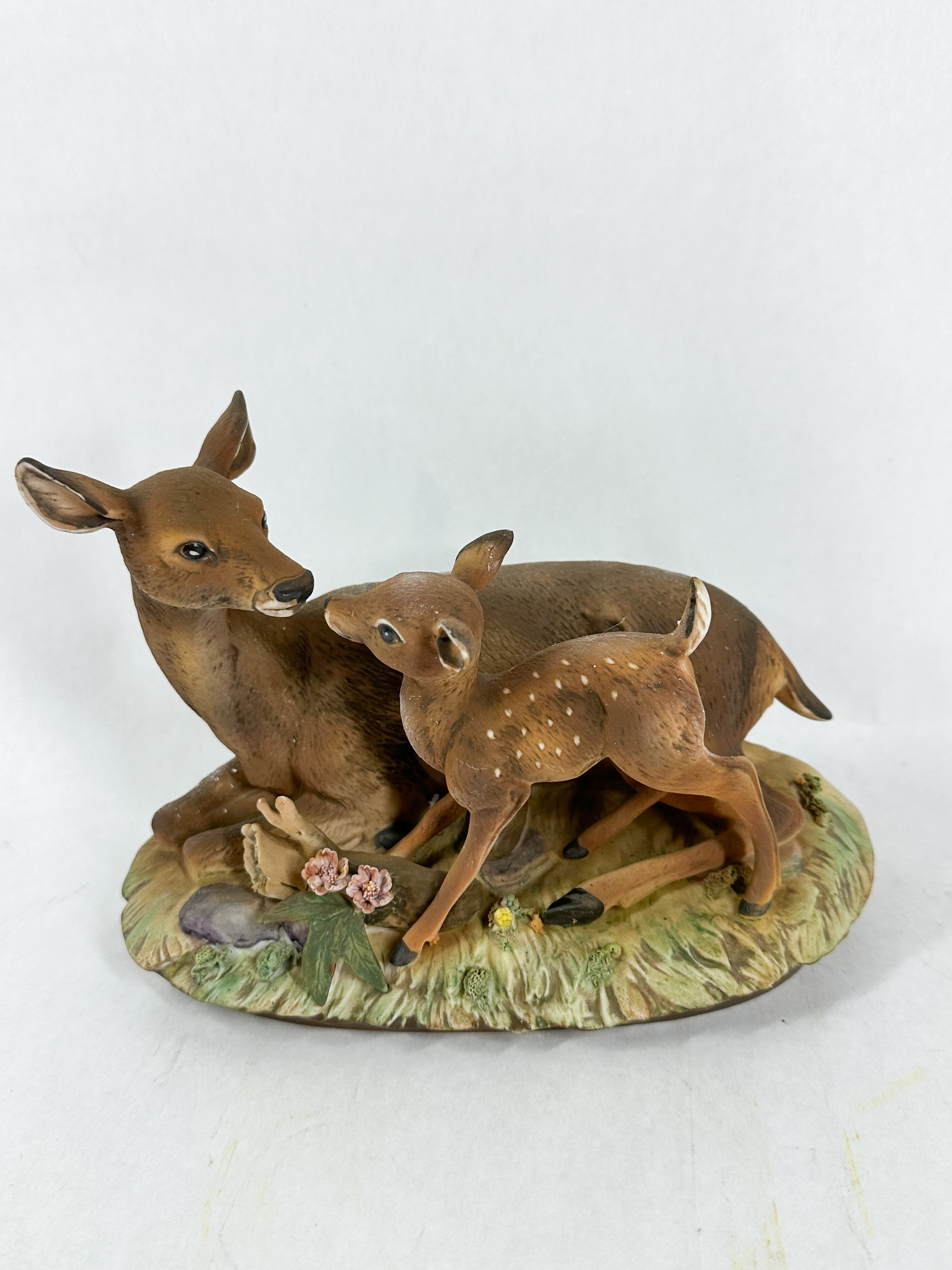 HOMCO MASTERPIECE PORCELAIN DEER FIGURINE