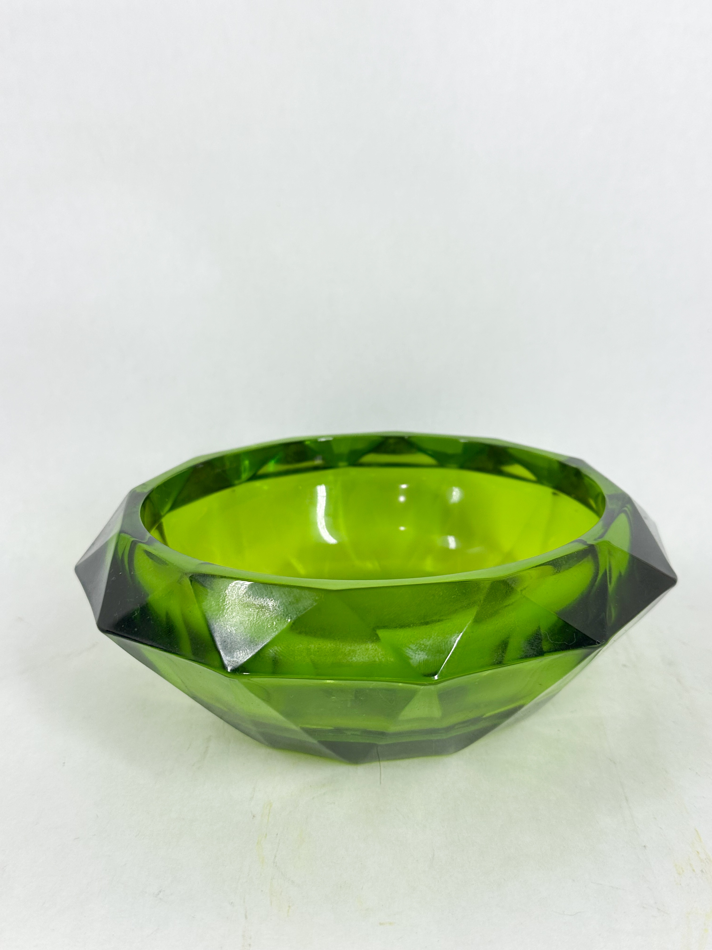 VINTAGE ASHTRAYS