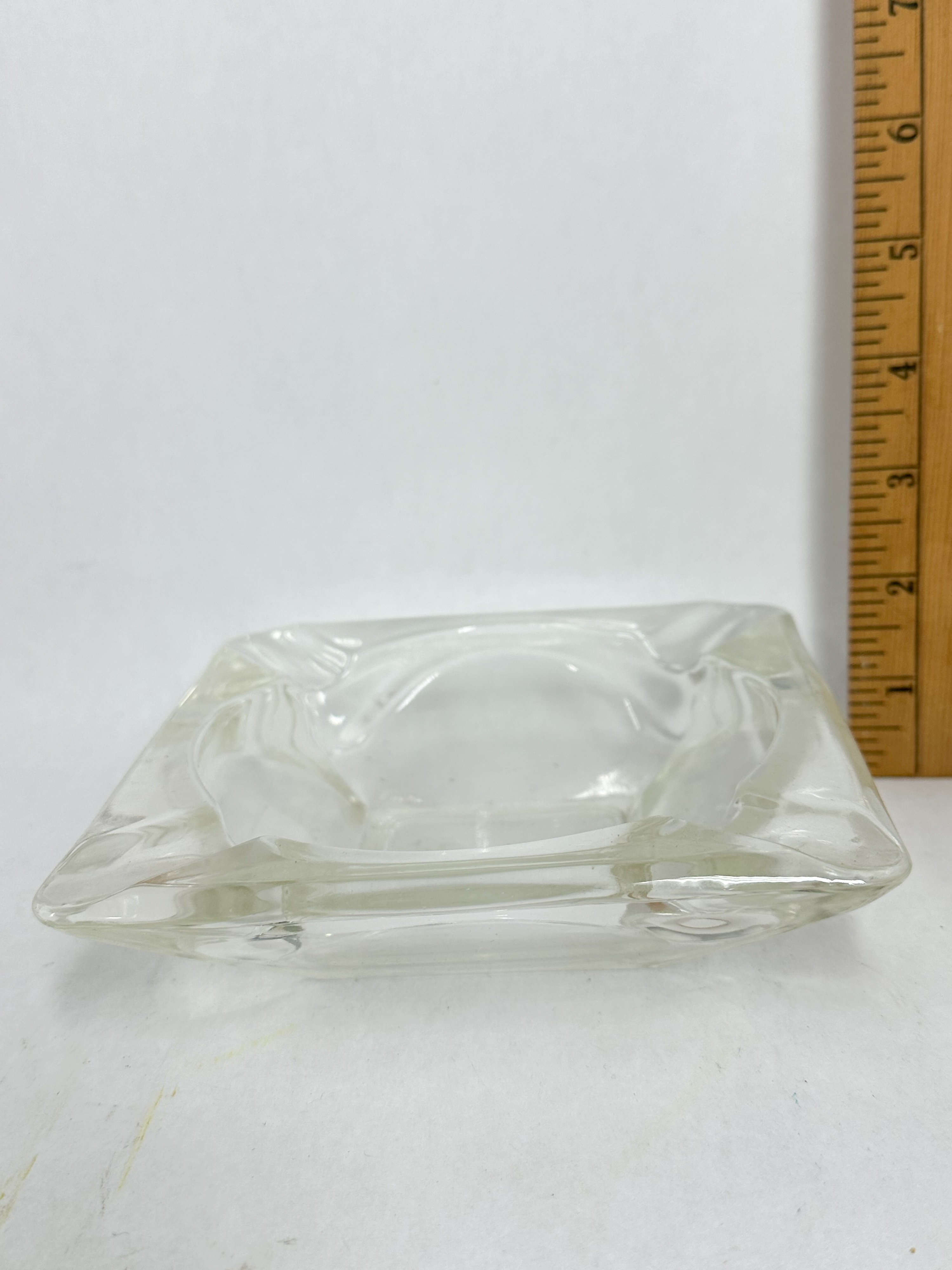 VINTAGE ASHTRAYS