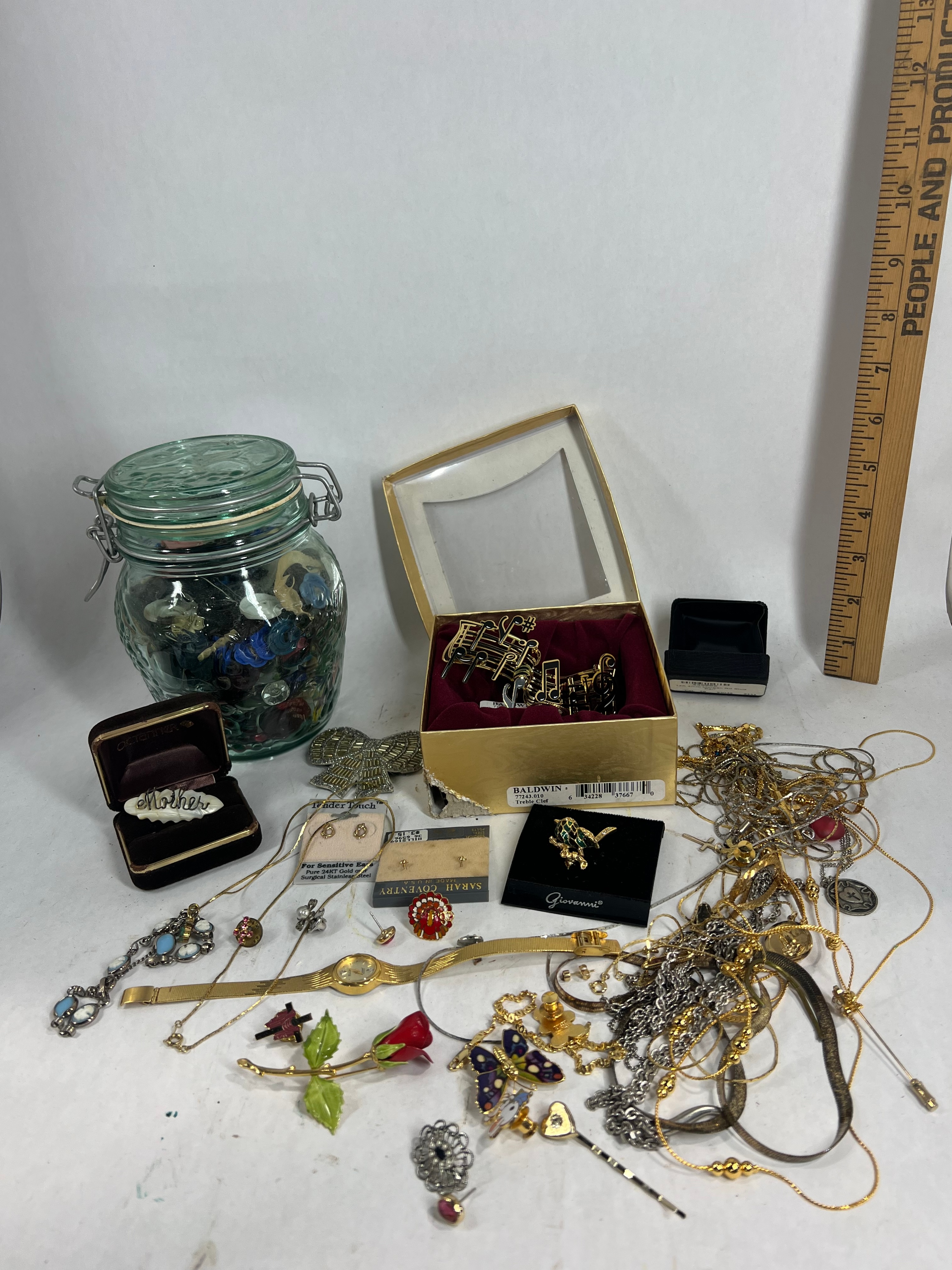 SARAH COVENTRY, ELGIN, AND GIOVANNI COSTUME JEWELRY, 20TH CENTURY