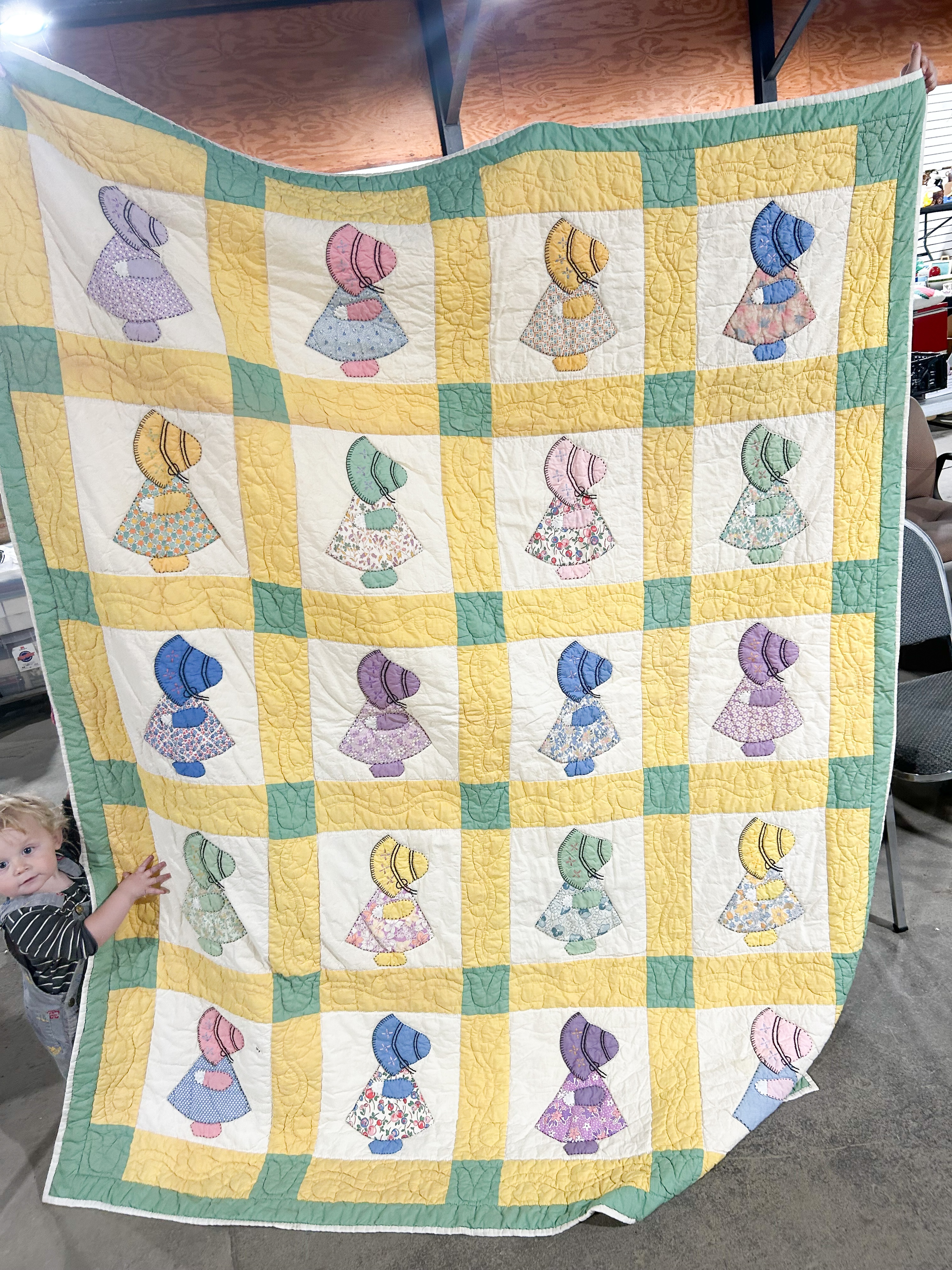SUNBONNET SUE COTTON APPLIQUE QUILT