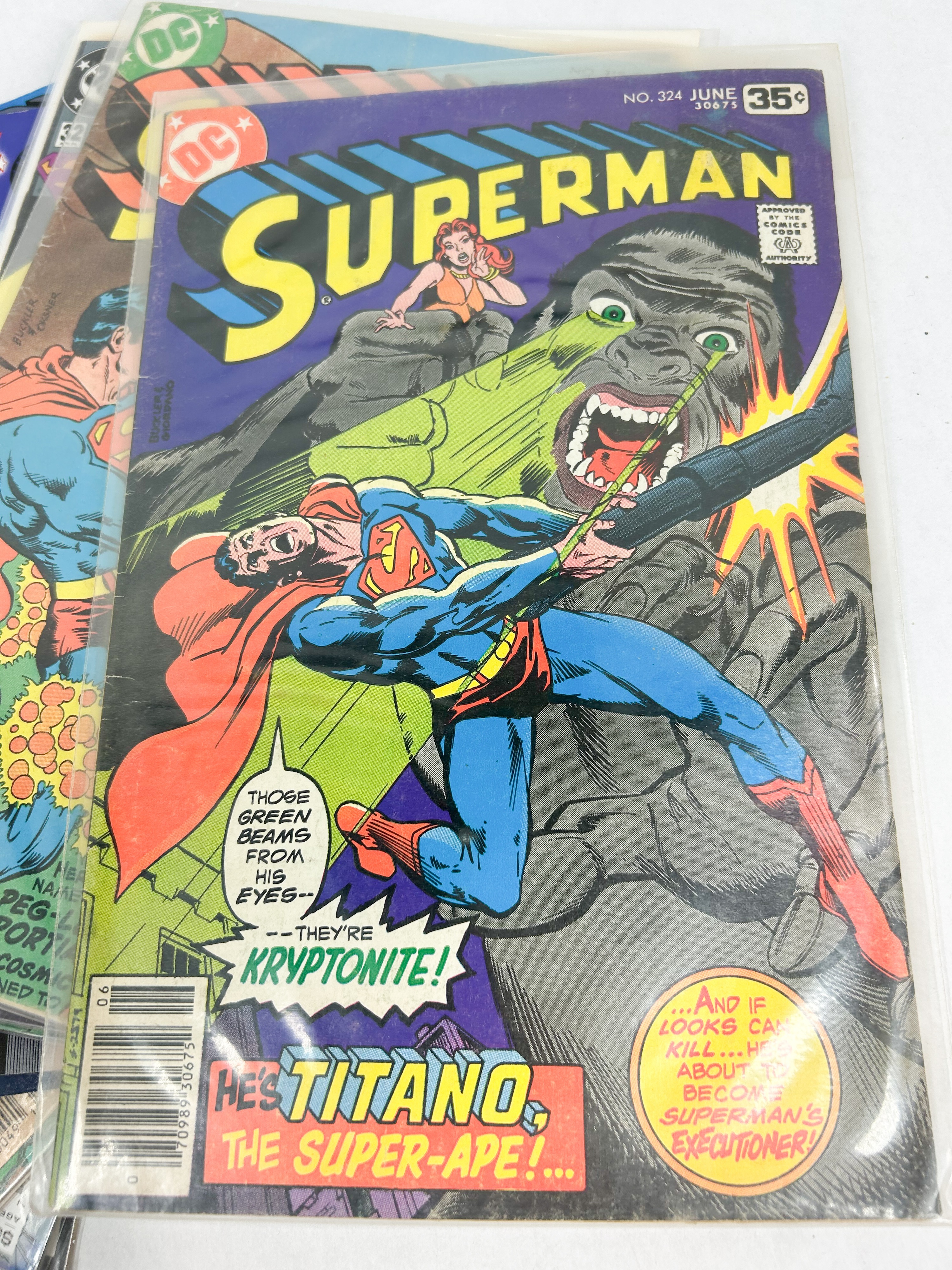 DC COMICS SUPERMAN COMIC BOOKS, 1977-2020
