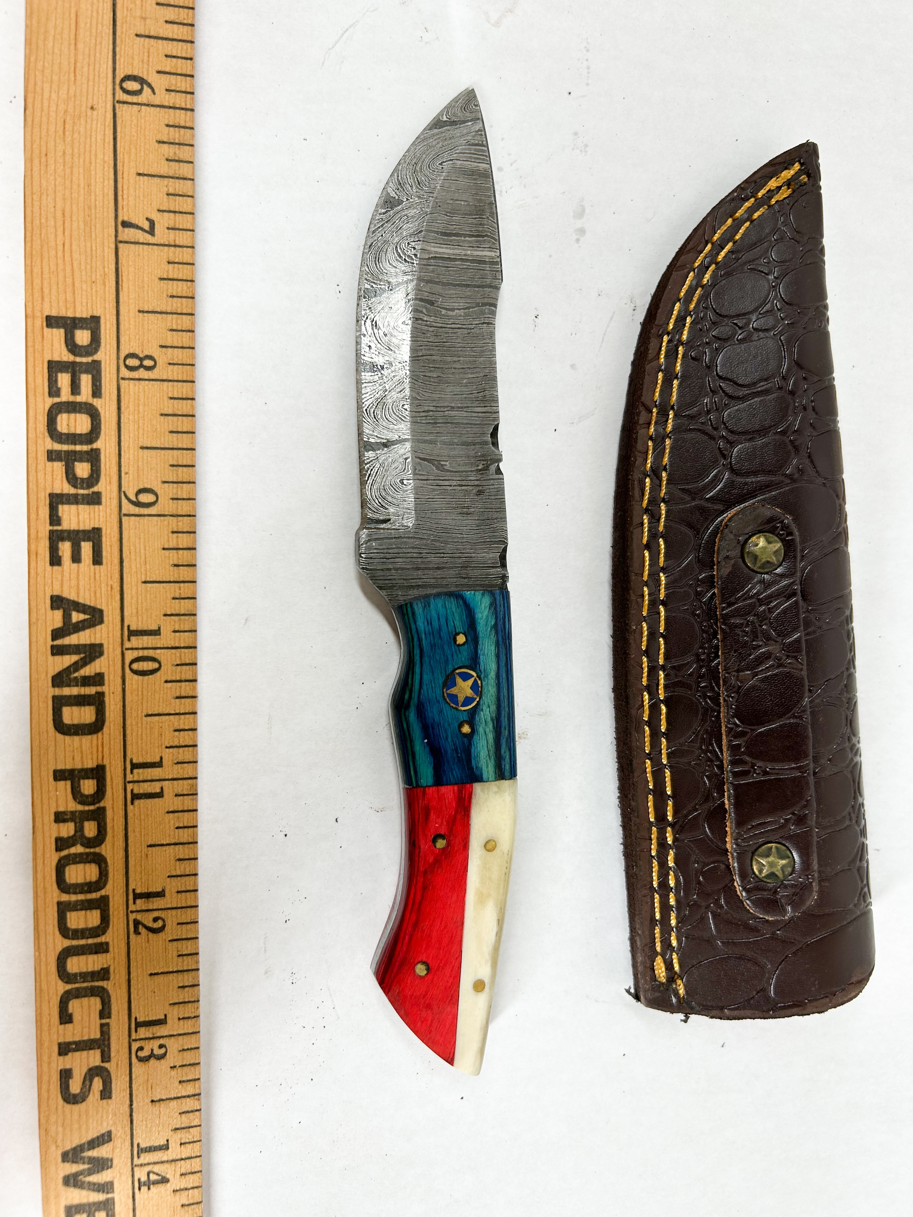 DAMASCUS STEEL PATRIOTIC FIXED BLADE KNIFE