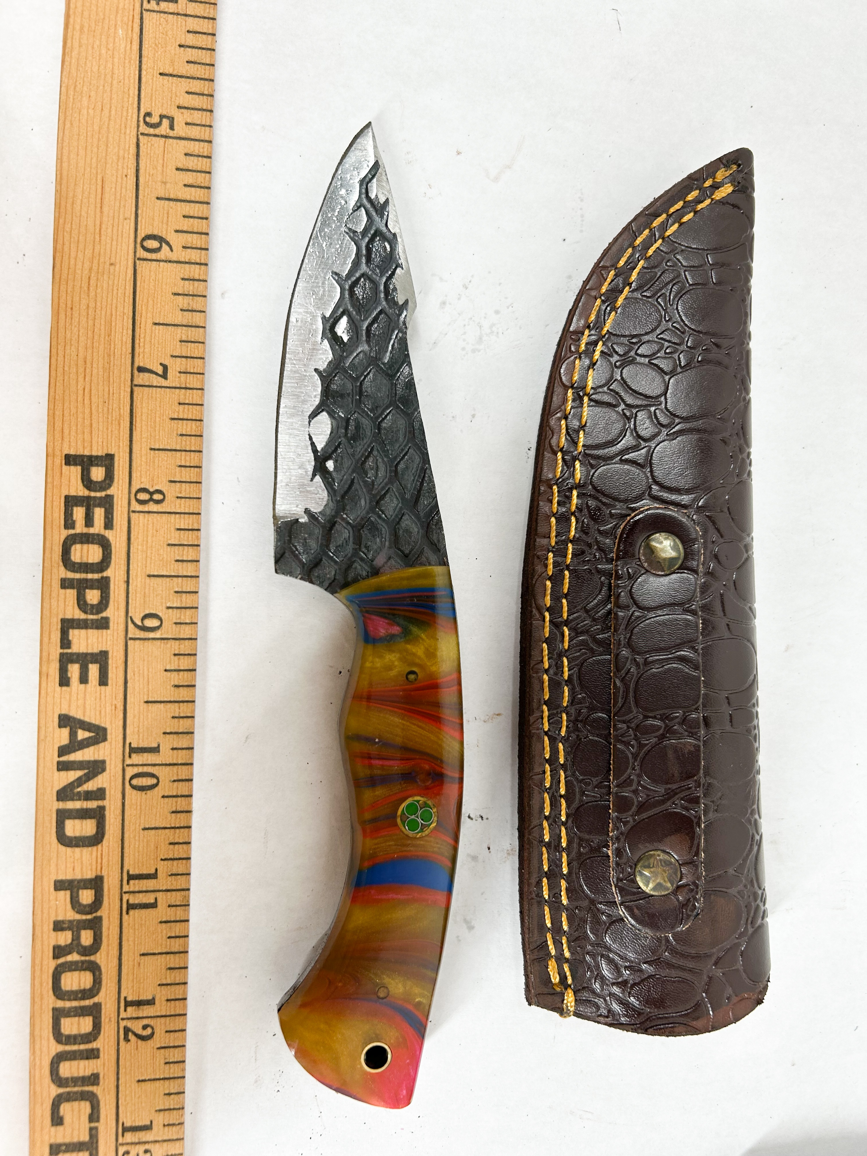 DAMASCUS FULL TANG HONEYCOMB TEXTURED SKINNER KNIFE