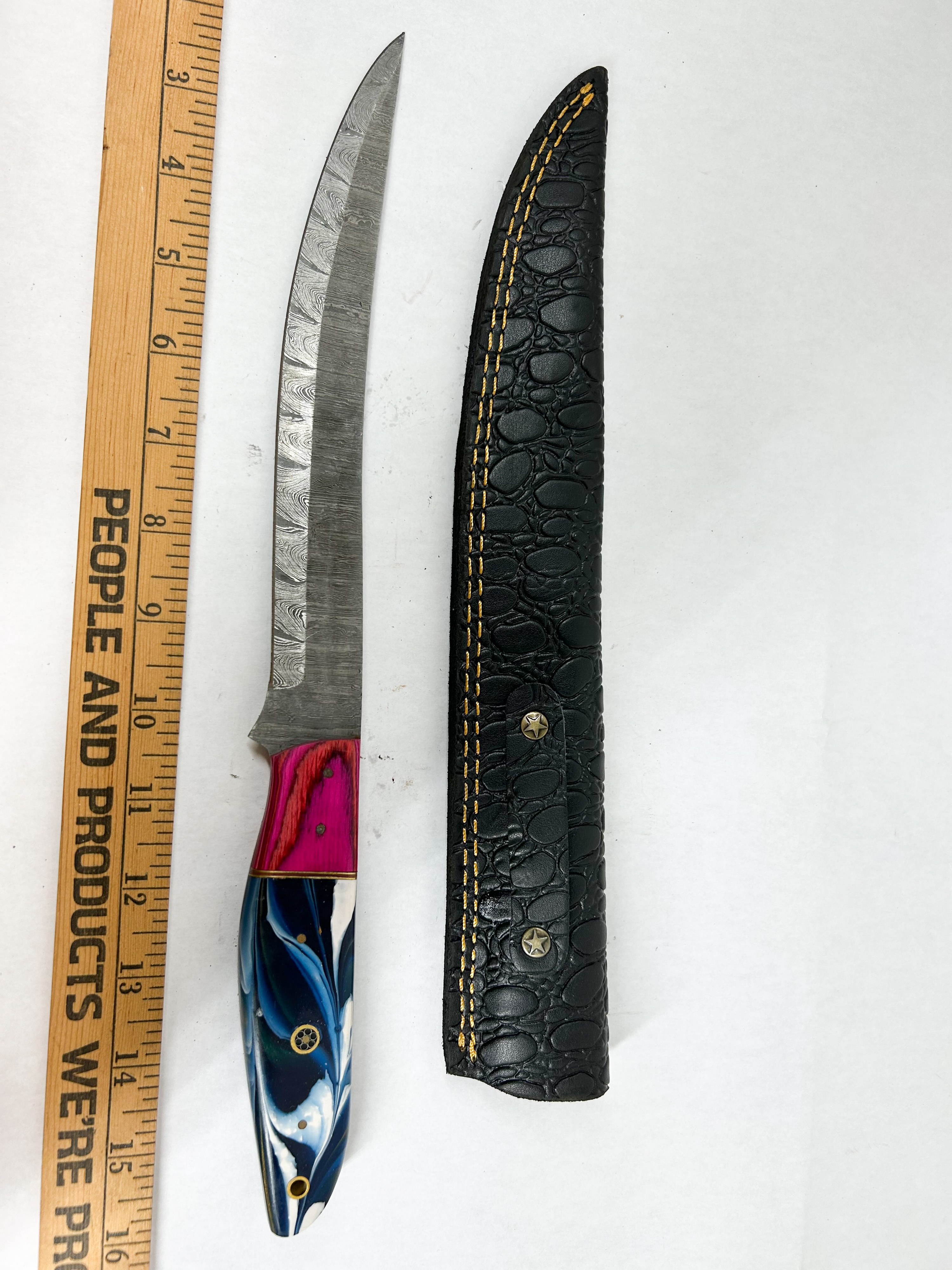 DAMASCUS STEEL AND RESIN FILLET KNIFE