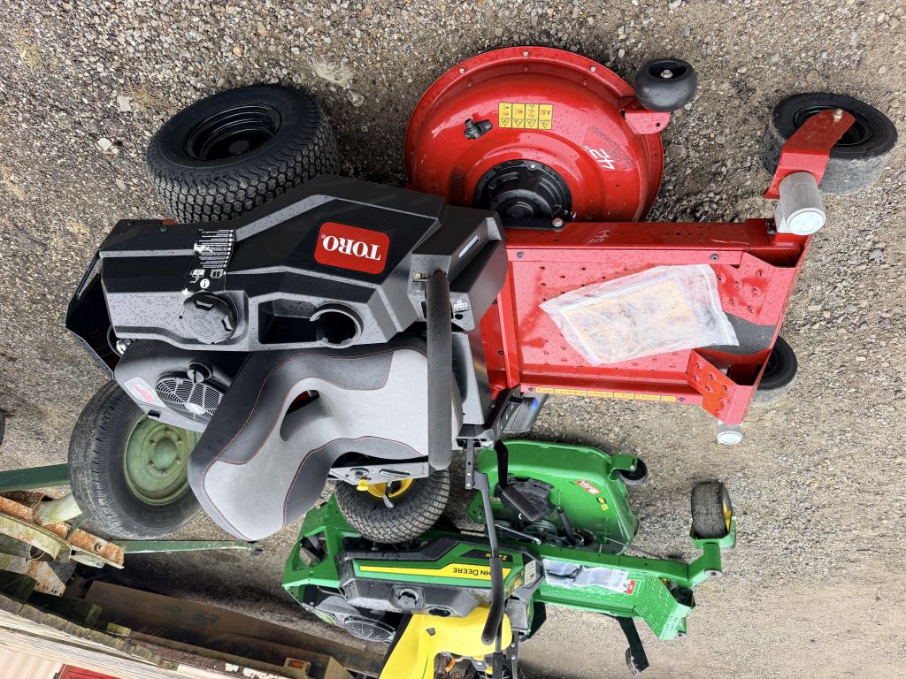 NEW TORO ZERO TURN