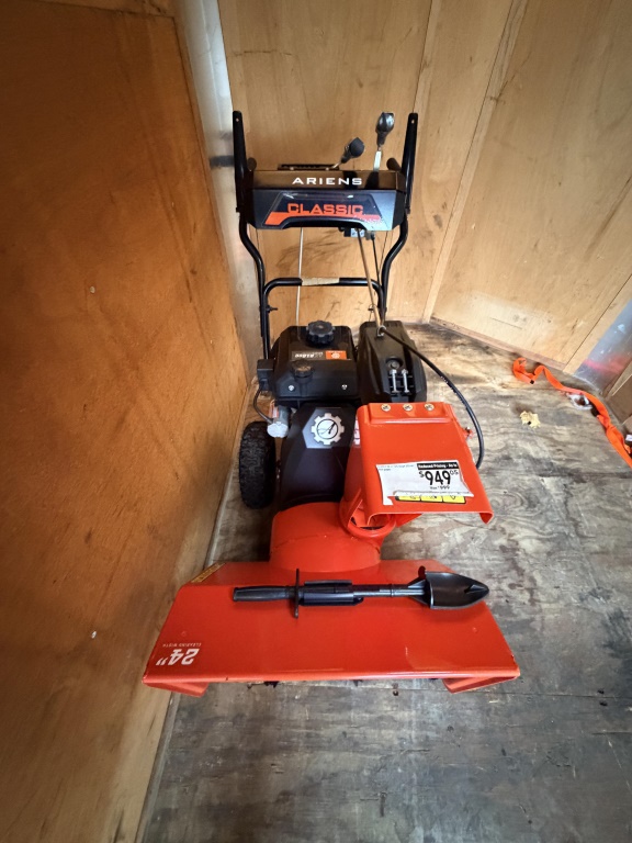 WALK BEHIND SNOW BLOWER