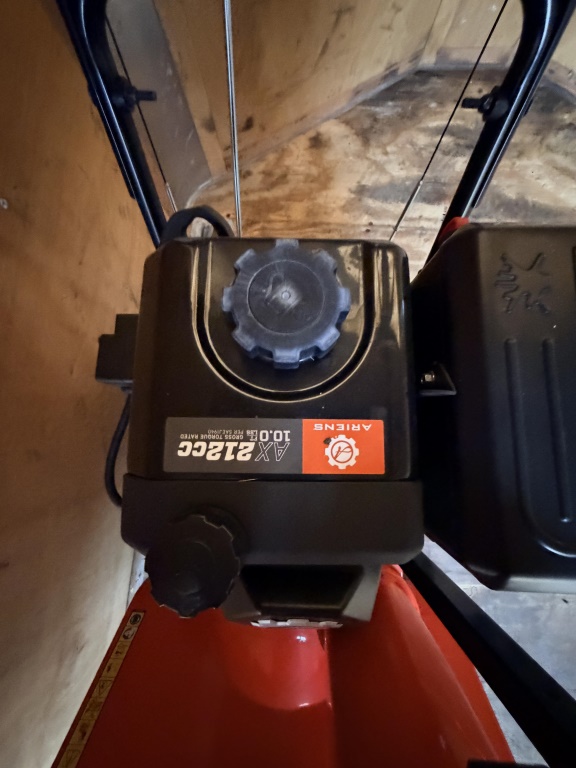 WALK BEHIND SNOW BLOWER