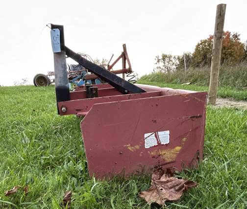THREE POINT BOX BLADE