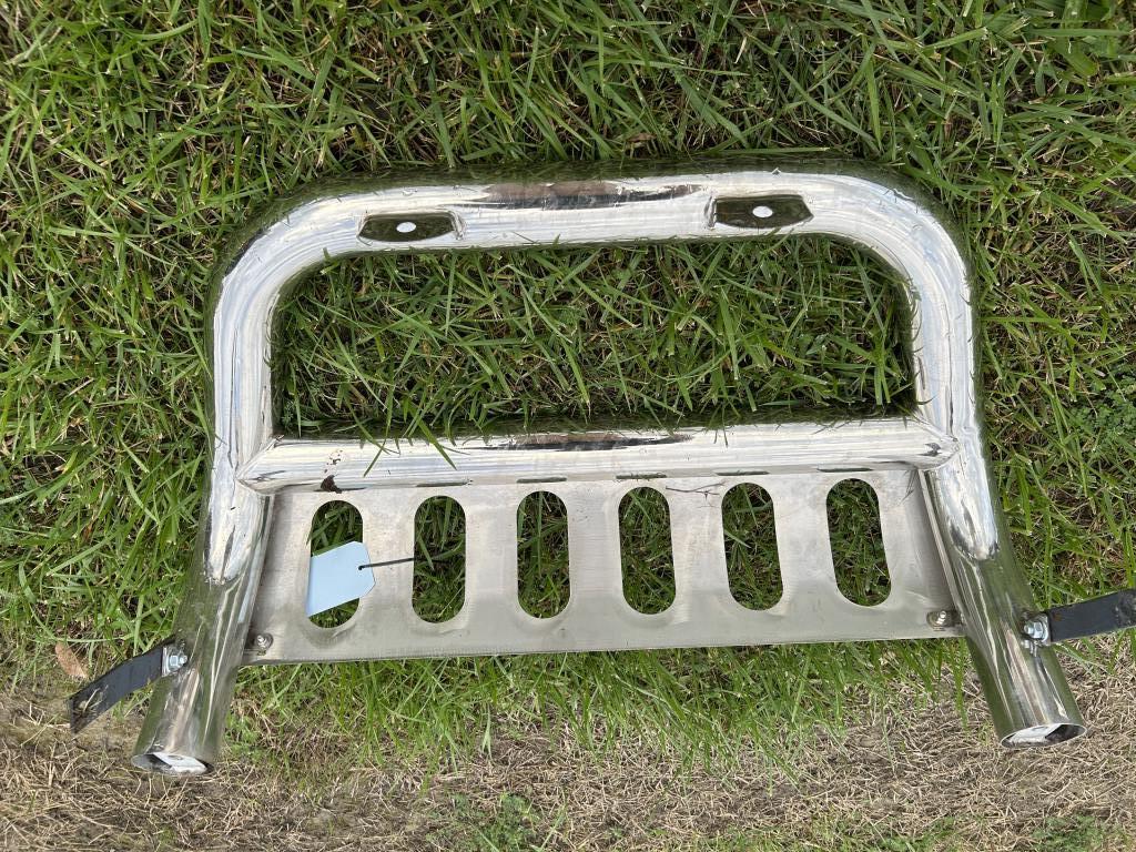 WESTIN STAINLESS BULL BAR