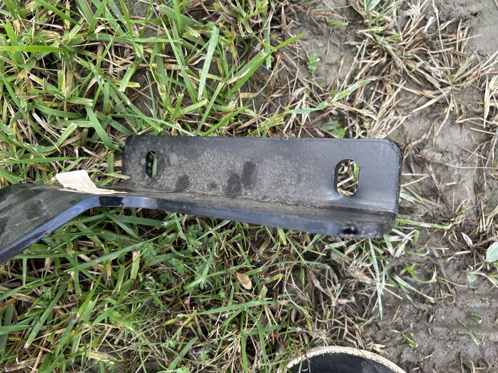 CURT TRAILER HITCH RECEIVER