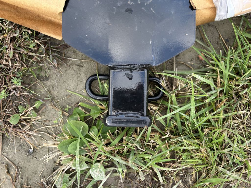CURT TRAILER HITCH RECEIVER