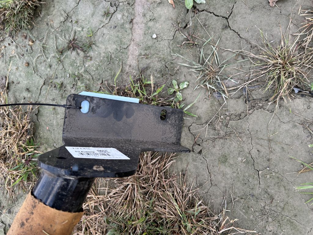 CURT TRAILER HITCH RECEIVER