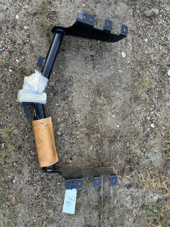 TRAILER HITCH RECEIVER