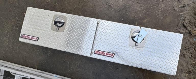 WEATHER GUARD TOOL BOX SIDE MOUNT