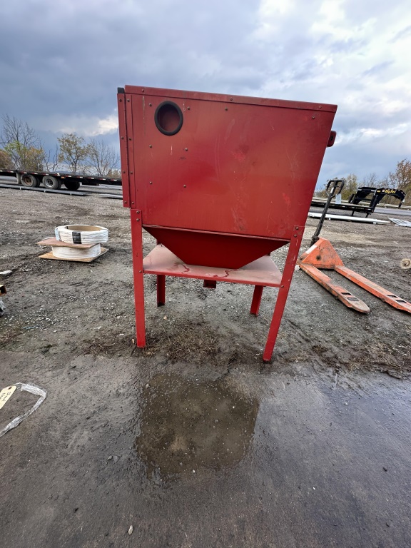 VERTICAL SANDBLAST CABINET