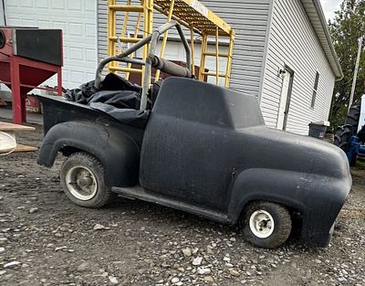 FORD F-100 STYLE CUSTOM GO-KART. FIBERGLASS BODY, GAS MOTOR, 1953-1956 FORD F-100 UNKNOWN 