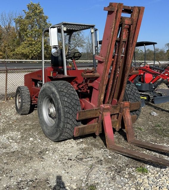 Lot 63: CLARK FORK LIFT
