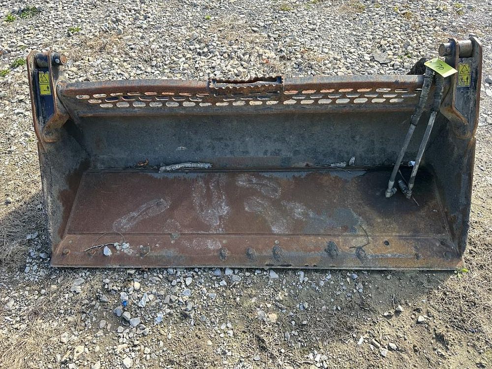 Lot 70: CAT 2018 MULTIPURPOSE BUCKET 72IN