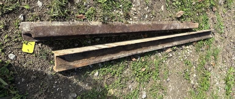 Lot 72: 6FT 8IN AND 8FT RAIL ROAD TRACK