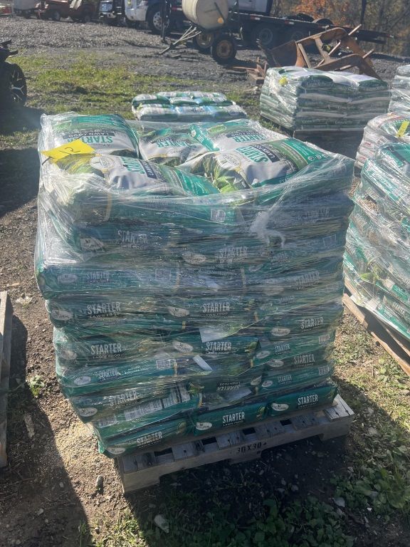 Lot 75: STARTER LAWN FOOD SKID